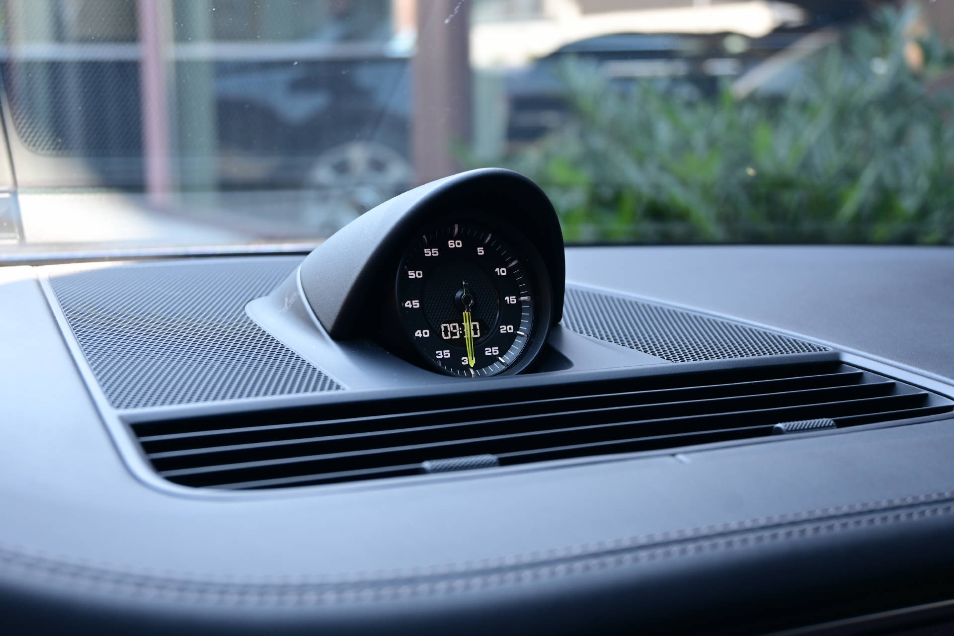 PORSCHE Panamera Sport Turismo 2.9 V6 4 E-Hybrid-image-14