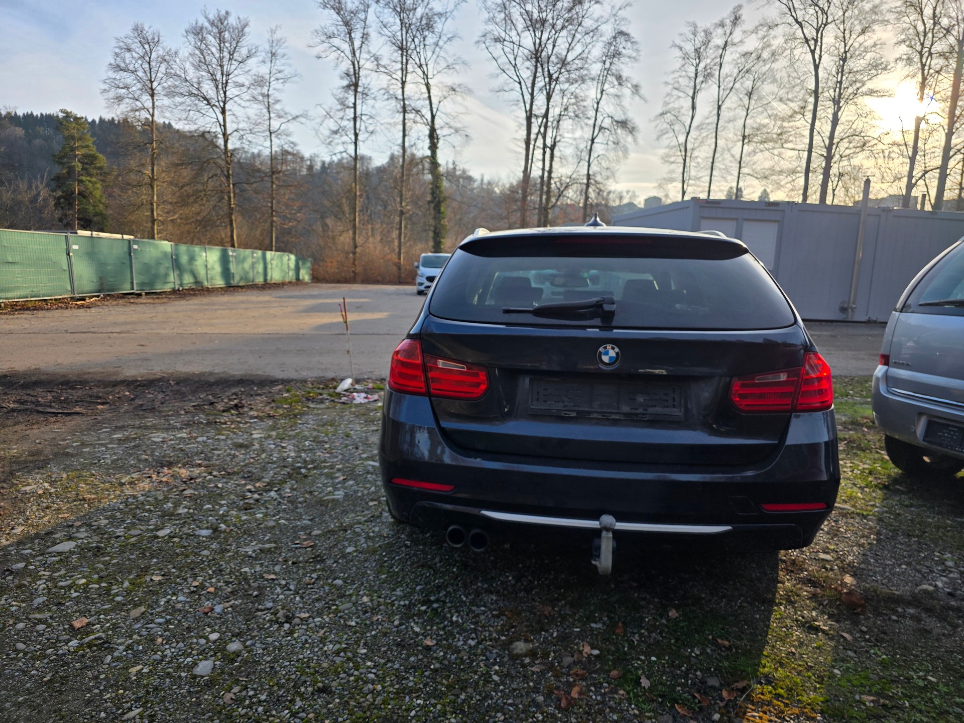 BMW 335d xDrive Touring Steptronic-image-4