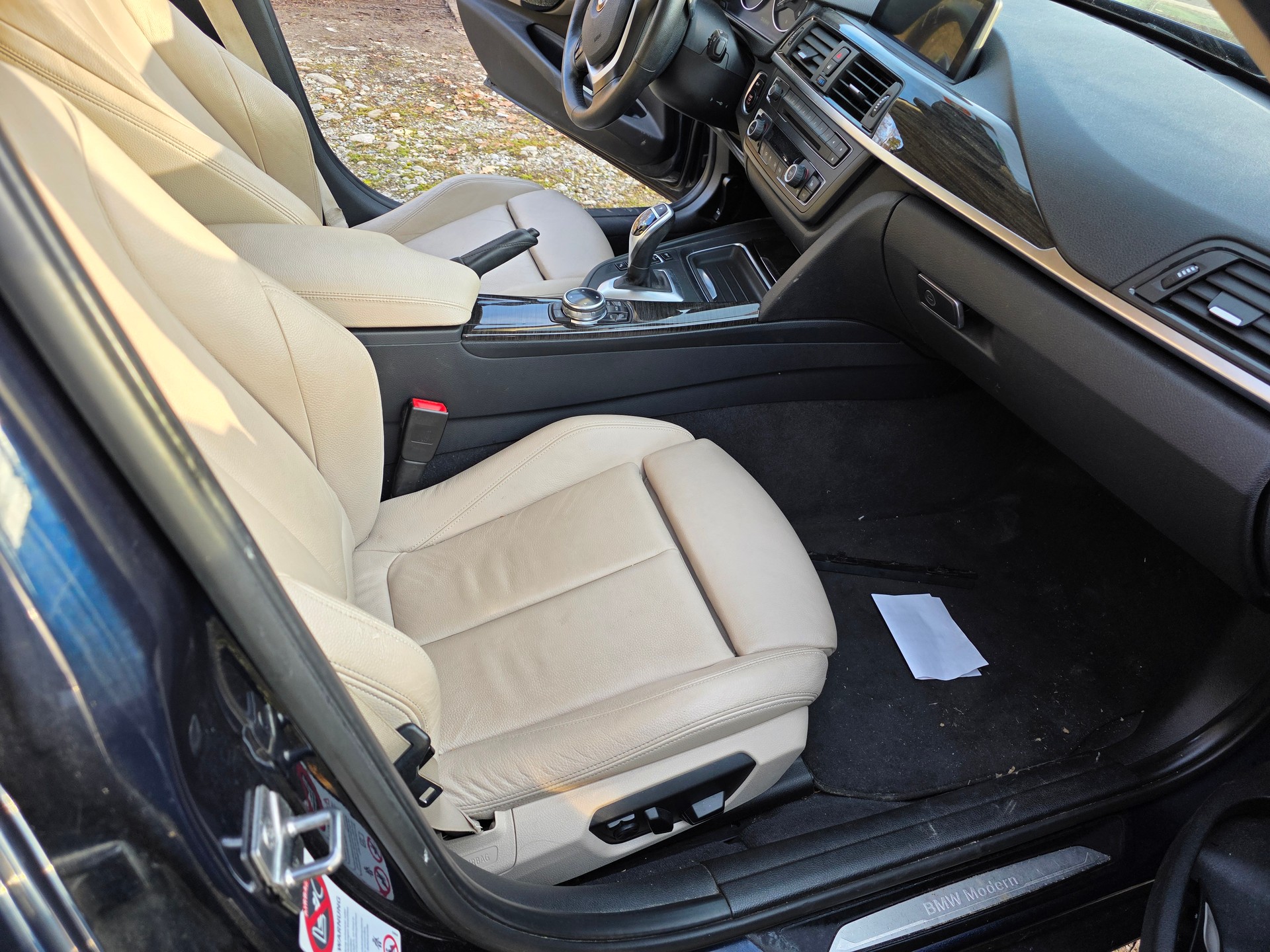 BMW 335d xDrive Touring Steptronic-image-8