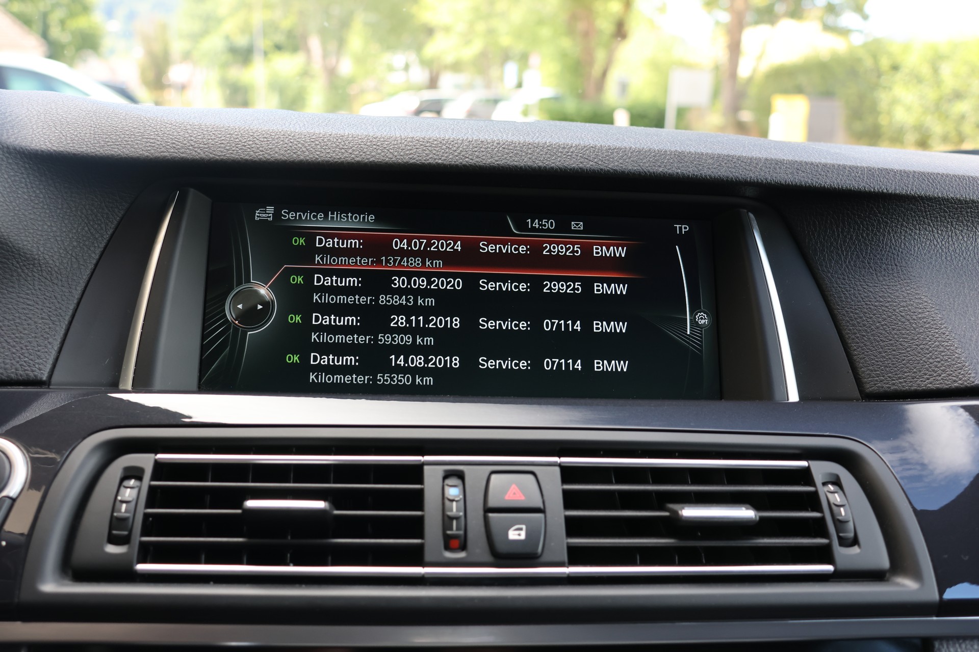BMW 535d Touring M Sport xDrive Steptronic-image-22