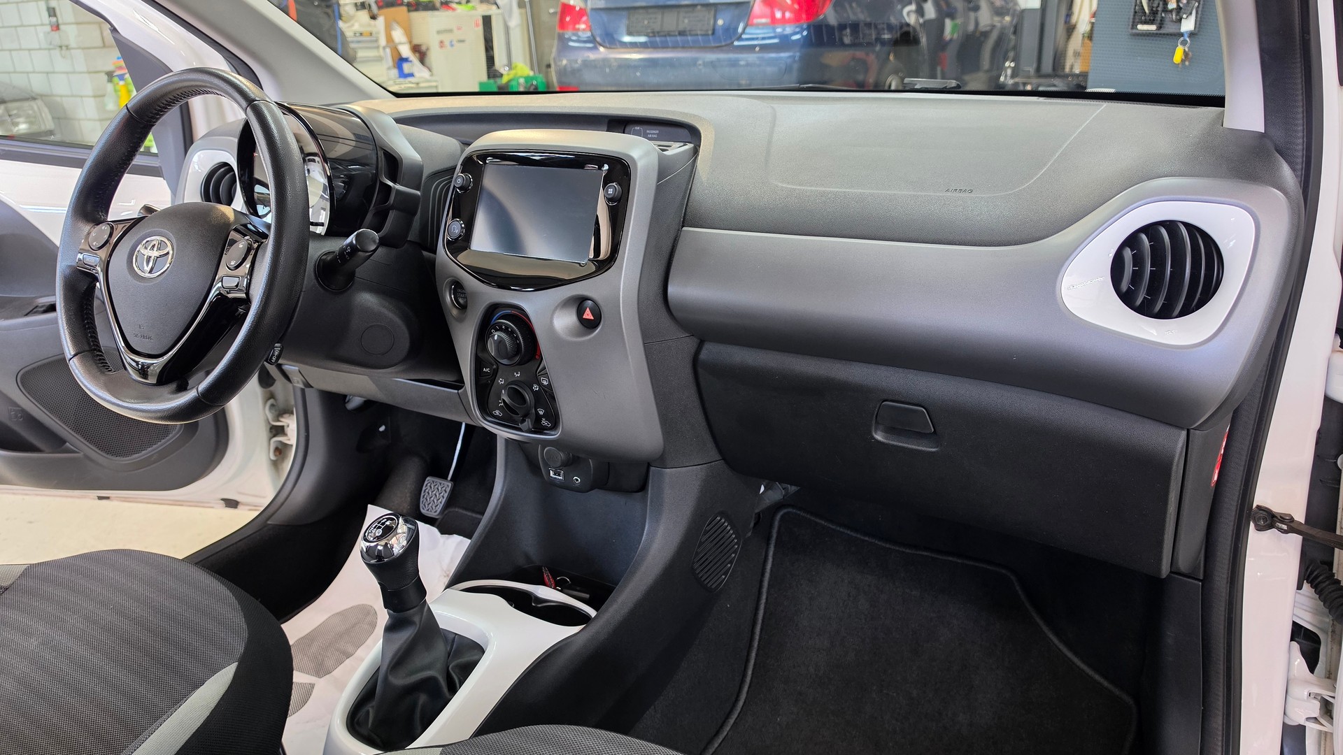 TOYOTA Aygo 1.0 VVT-i Trend-image-20