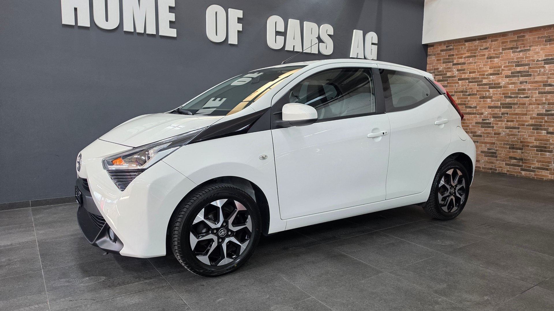 TOYOTA Aygo 1.0 VVT-i Trend-showroom-element-3