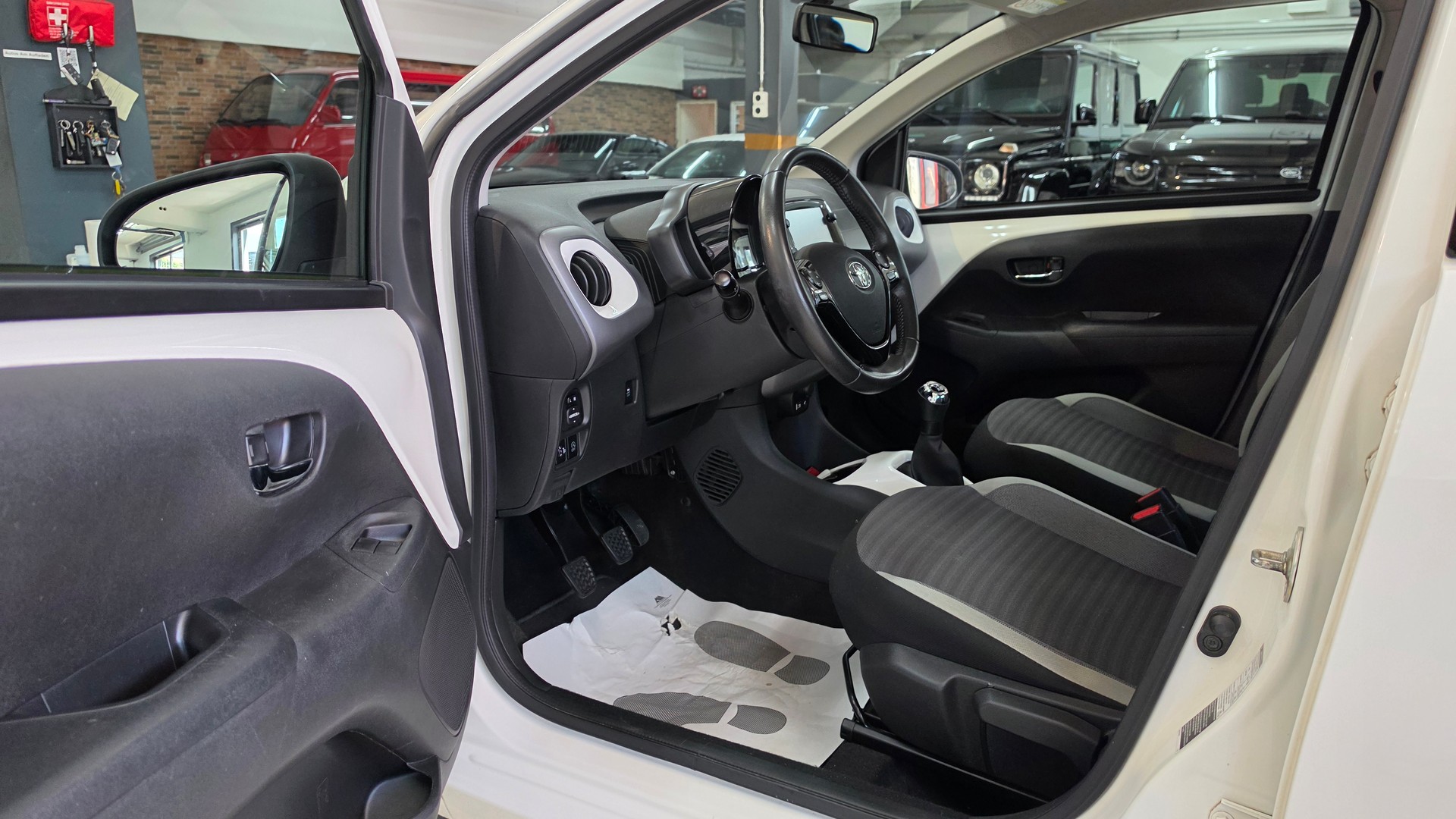 TOYOTA Aygo 1.0 VVT-i Trend-image-18