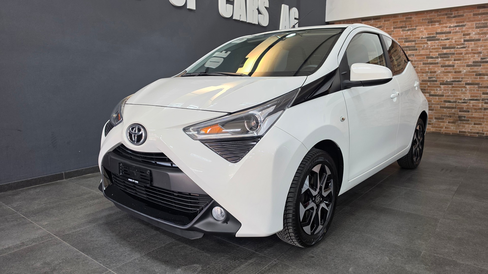 TOYOTA Aygo 1.0 VVT-i Trend-showroom-element-1