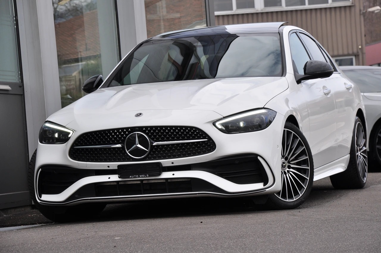 MERCEDES-BENZ C 300 4Matic AMG Line