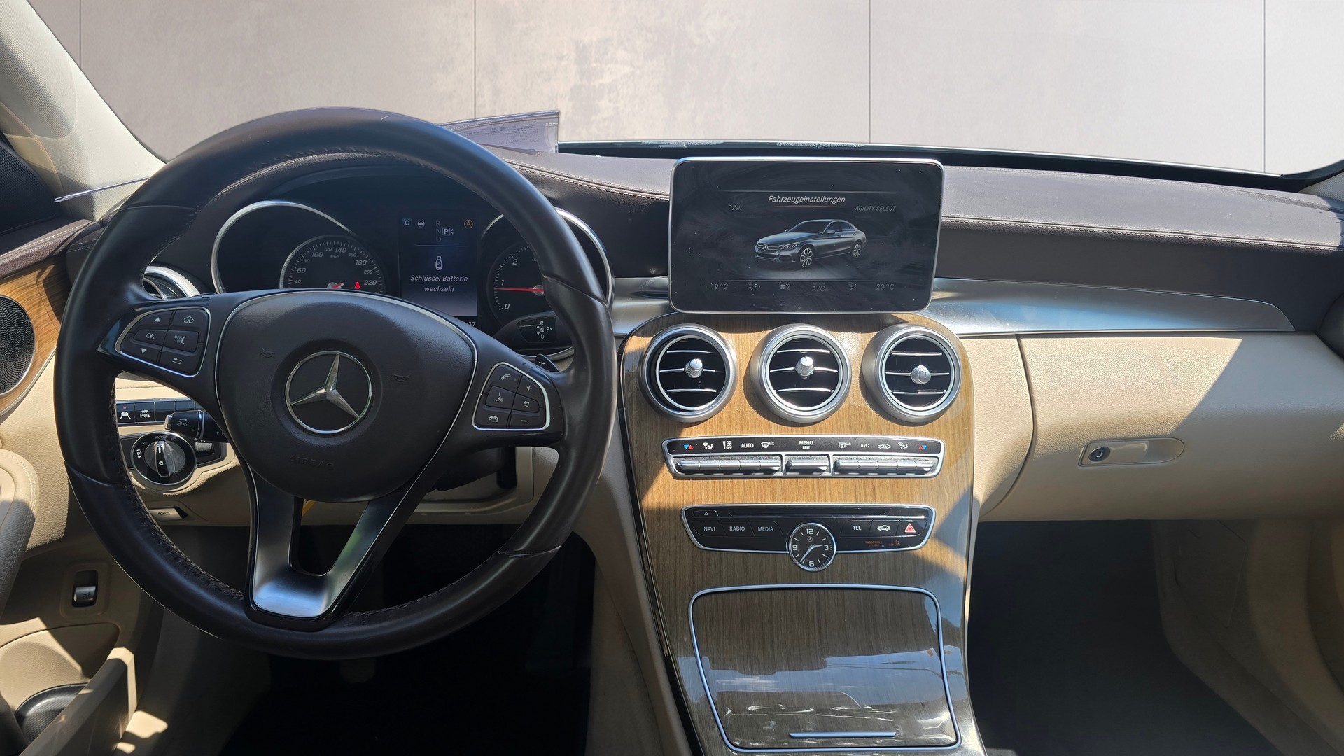MERCEDES-BENZ C 250 BlueTEC Exclusive 4Matic 7G-Tronic-image-8