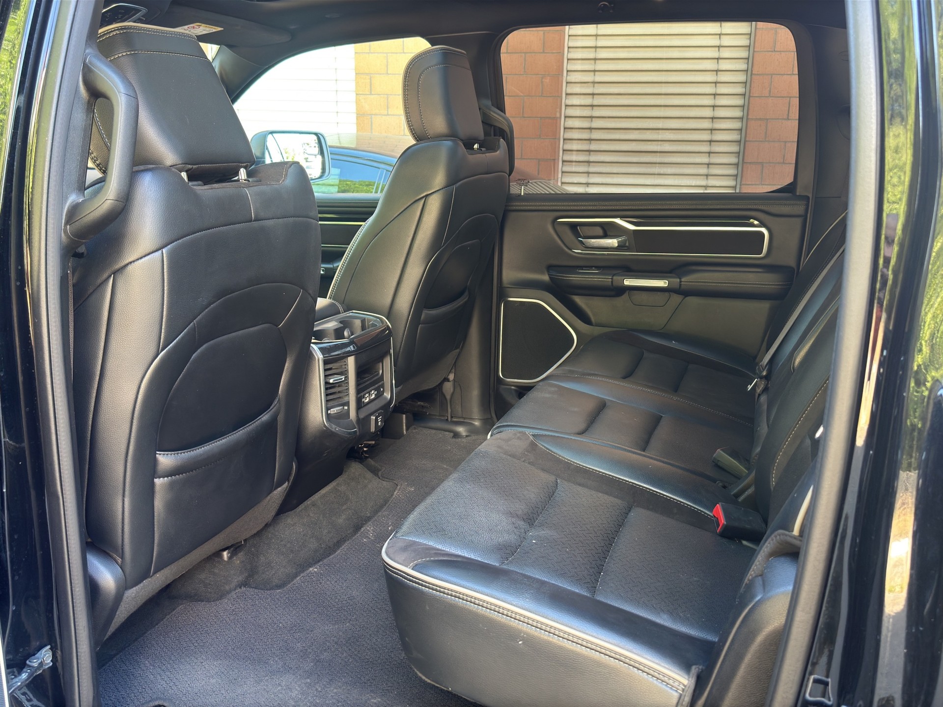 DODGE 1500 Laramie PXJ Black Pack FACELIFT Grosser Display! 5.7, V8-image-13