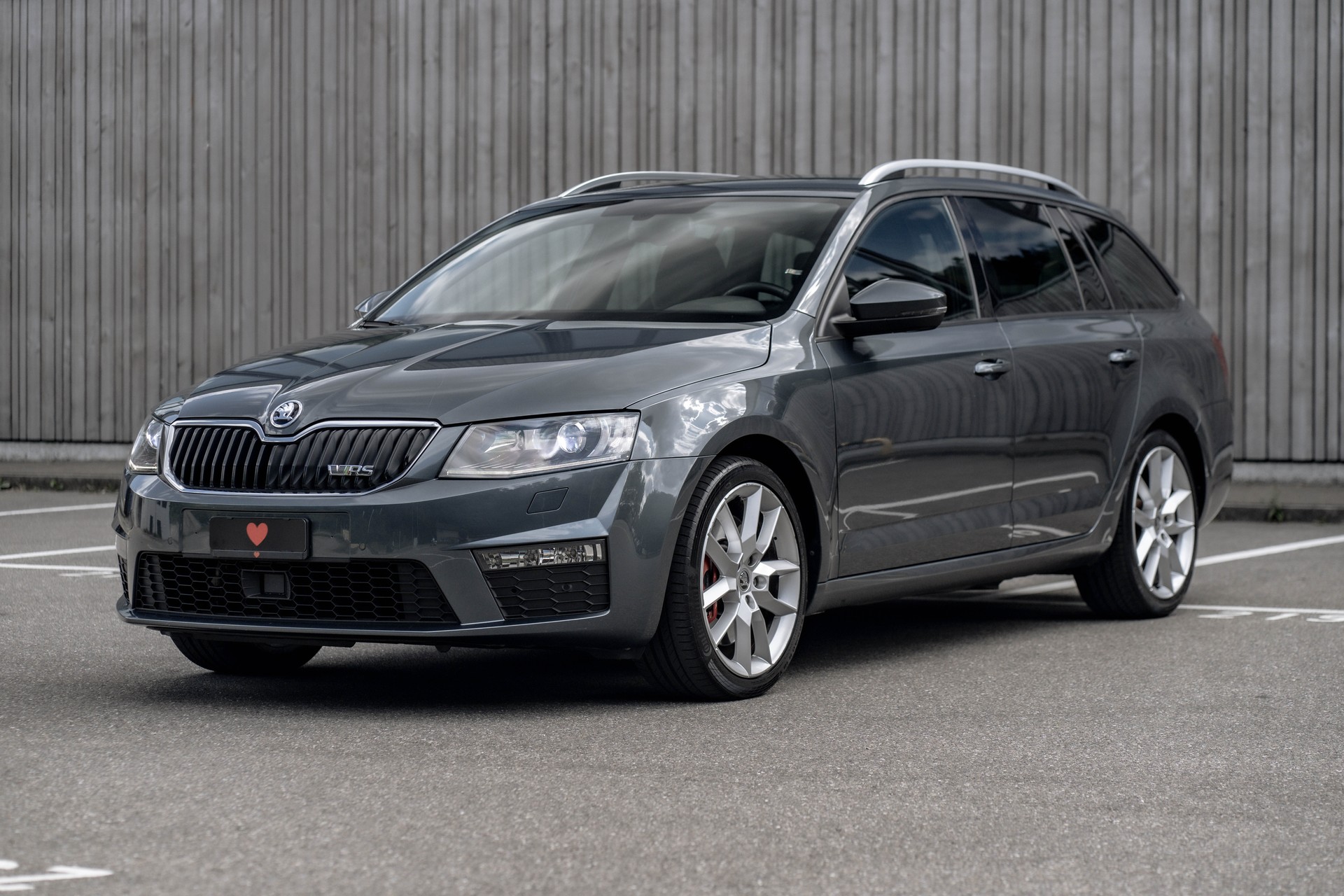 SKODA Octavia Combi 2.0 TDI RS DSG * FRISCH AB MFK * WP & ZAHNRIEMEN ERSETZT * TOP GEPFLEGTES FAHRZEUG *