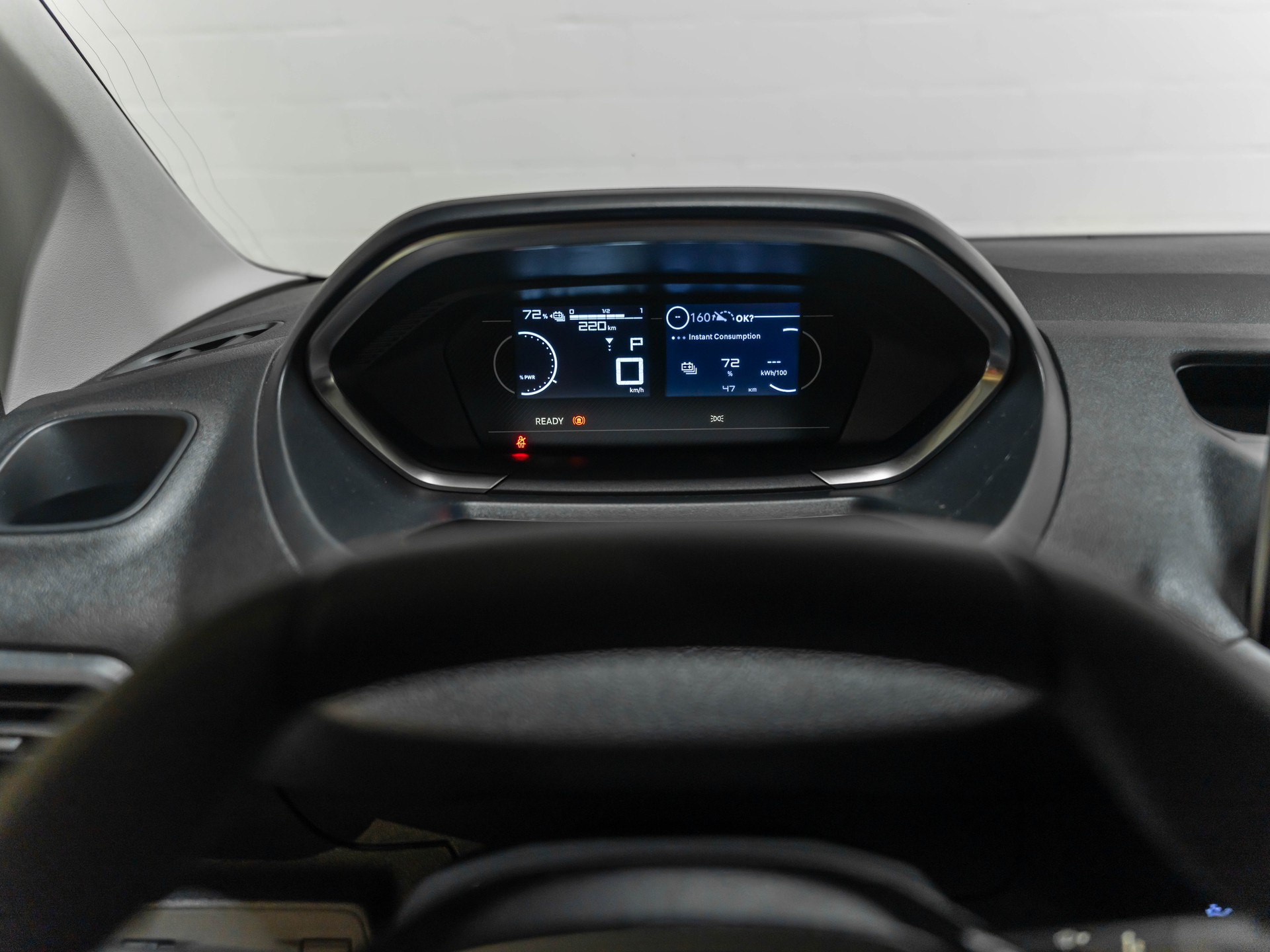 PEUGEOT e-Partner Long 50kWh Premium-image-26