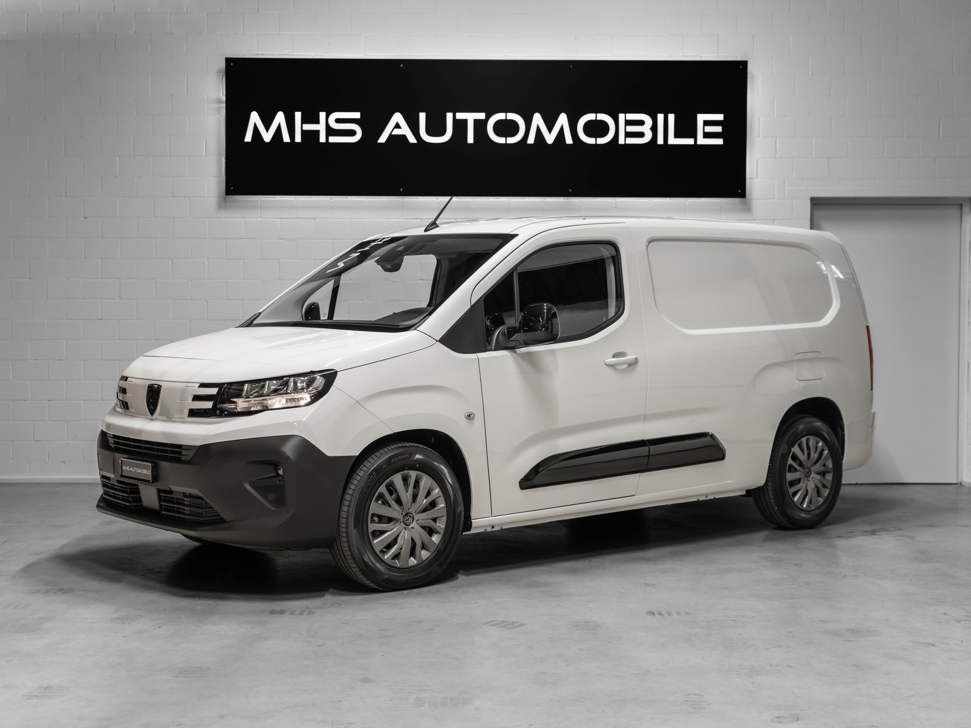 PEUGEOT e-Partner Long 50kWh Premium