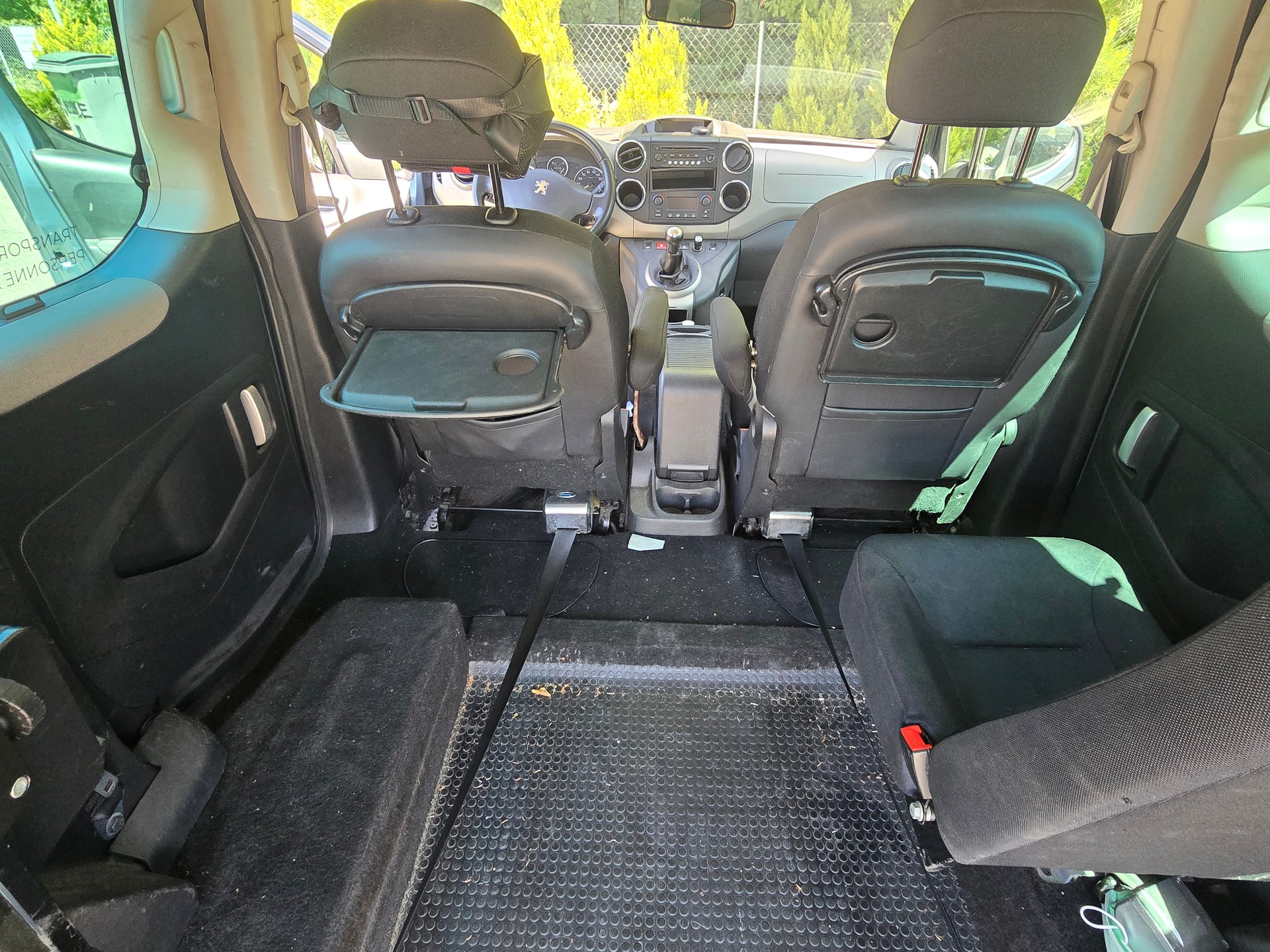 PEUGEOT Partner 1.6 HDI Trendy Clim-image-8