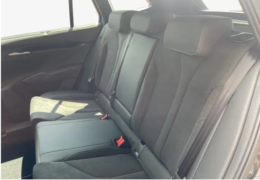 SKODA Enyaq 85x Sportline 4x4-image-6
