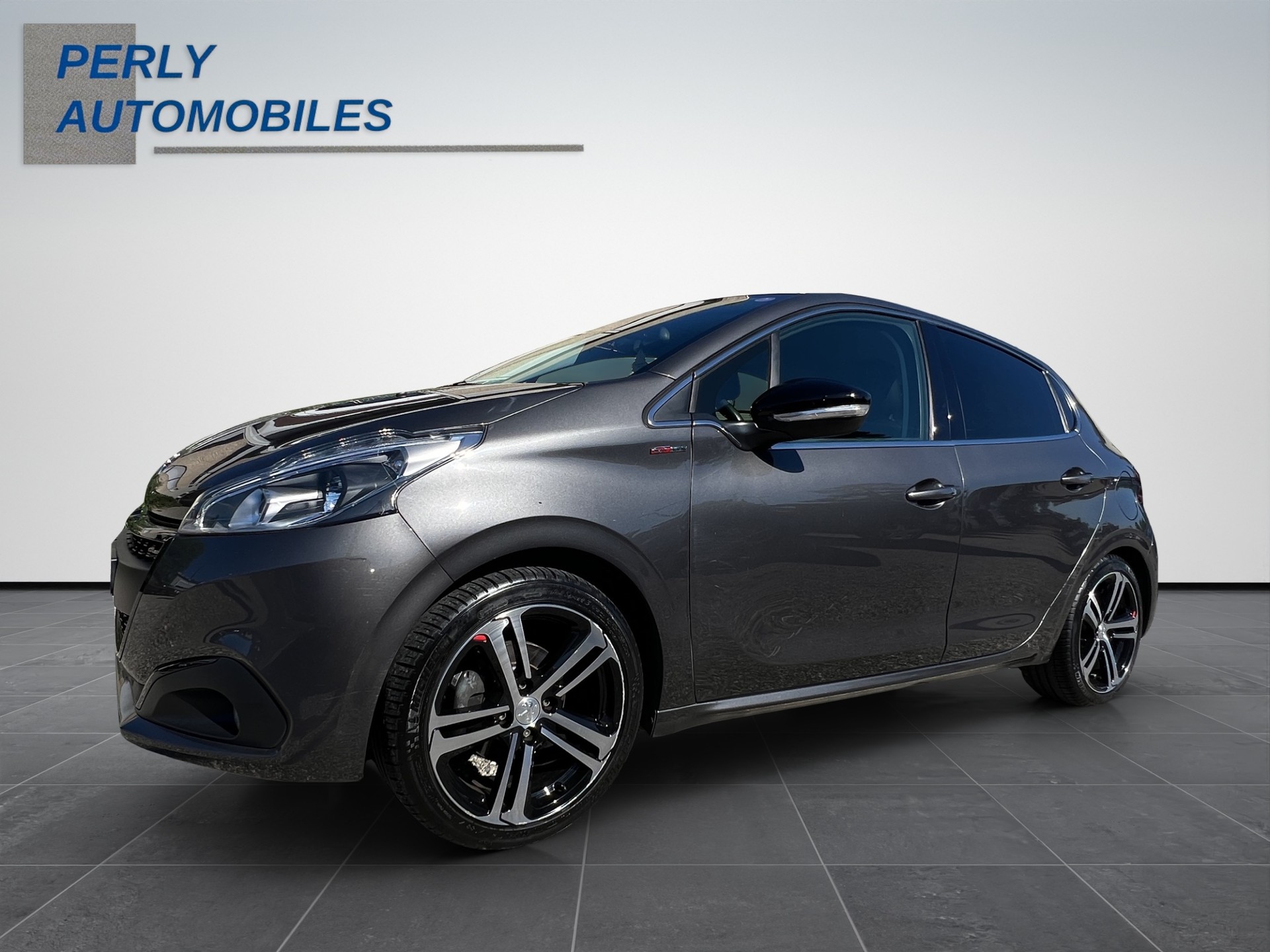 PEUGEOT 208 1.2 PureTech GT Line-showroom-element-1