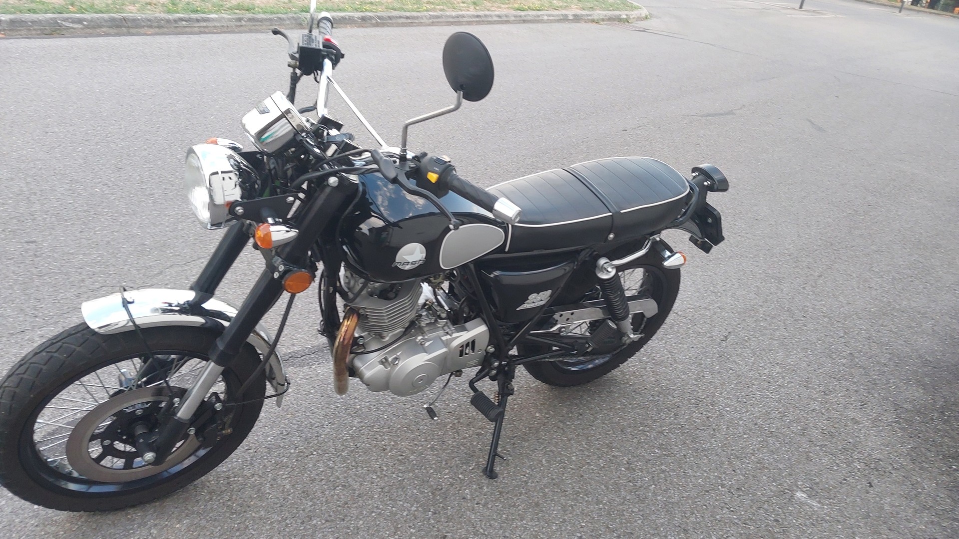 MASH 250 Two Fifty-image-2