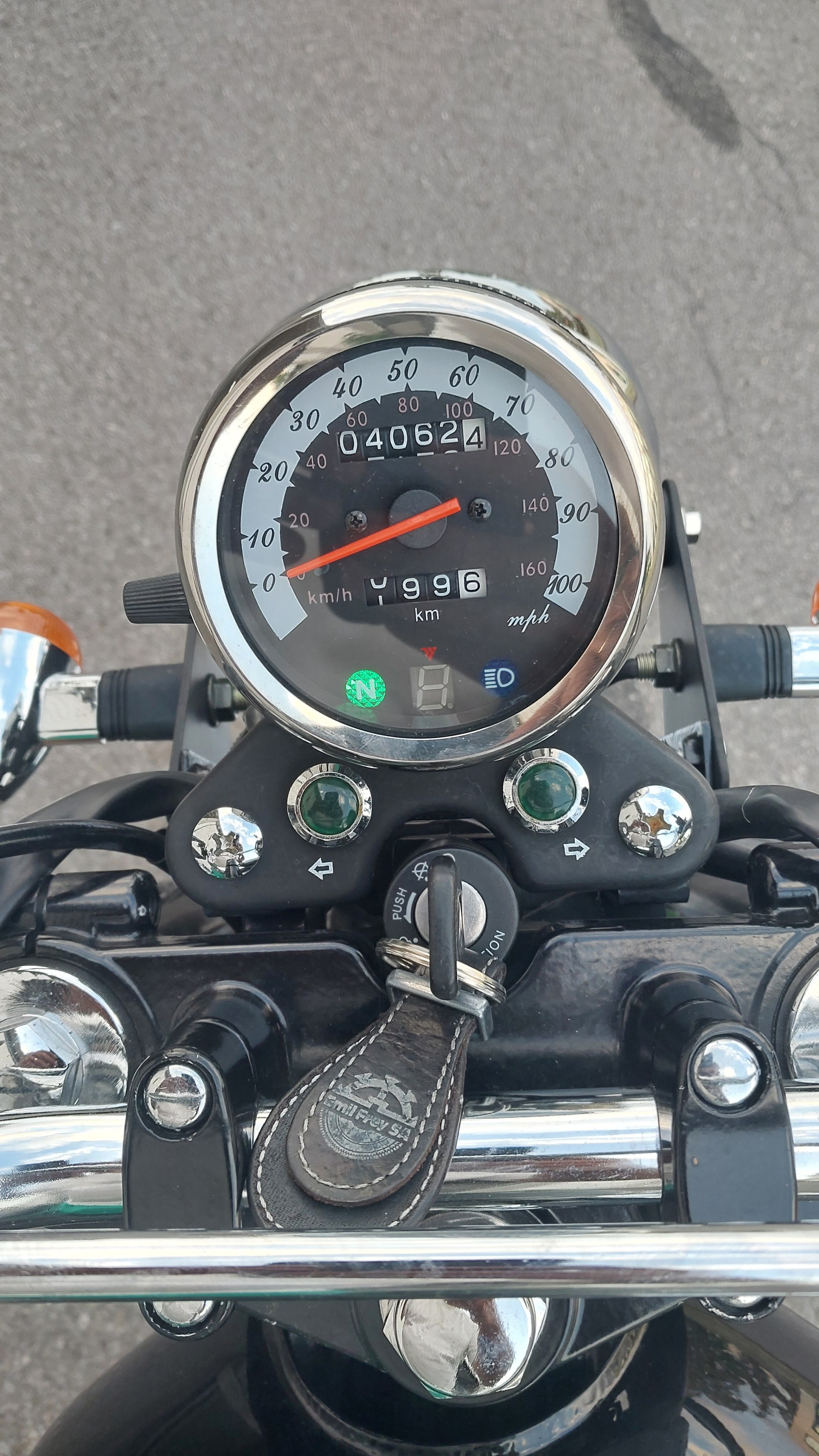 MASH 250 Two Fifty-image-3