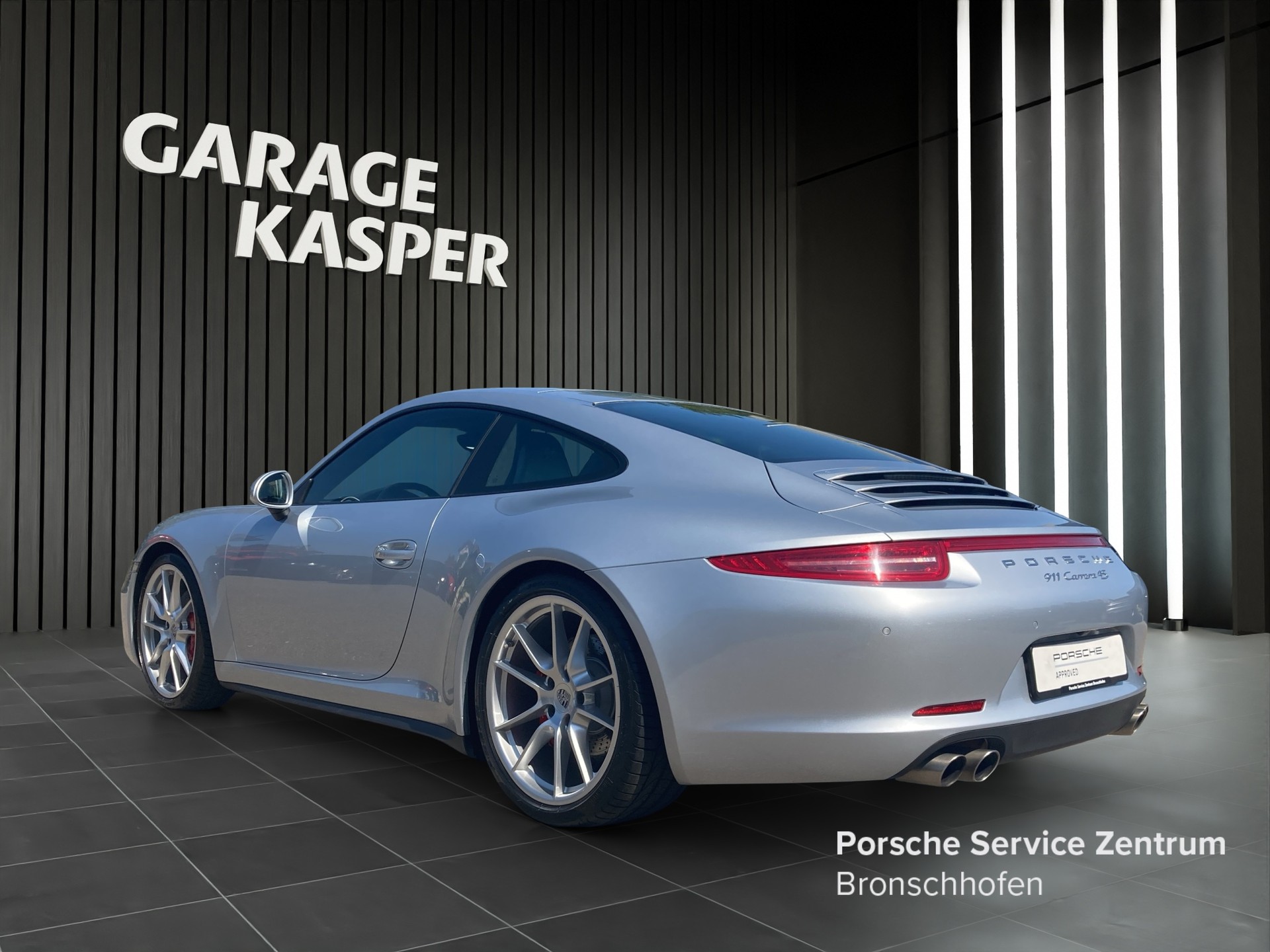 PORSCHE 911 Carrera 4S-showroom-element-2