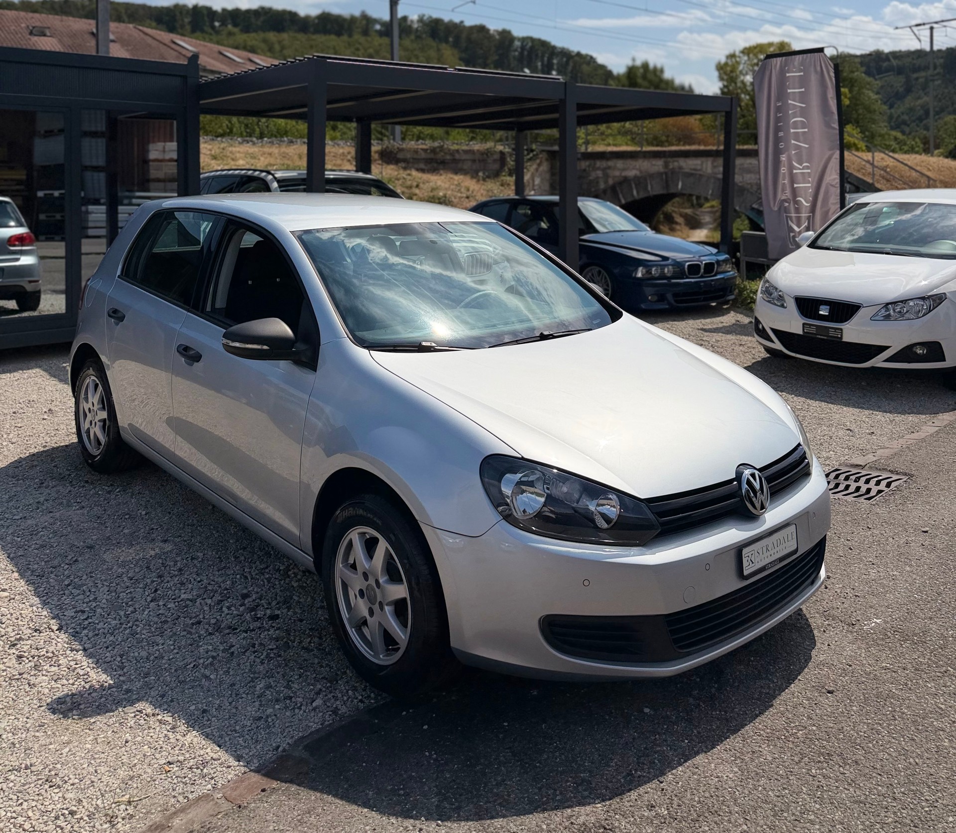 VW Golf 1.4 Trendline **Frisch ab MFK** **Frisch ab Service **-image-3