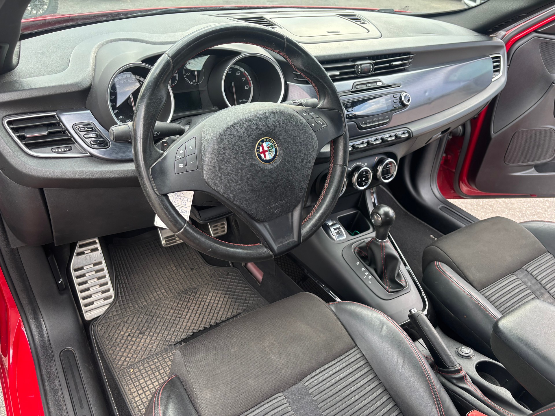 ALFA ROMEO Giulietta 1.4 MultiAir Distinctive TCT-image-9