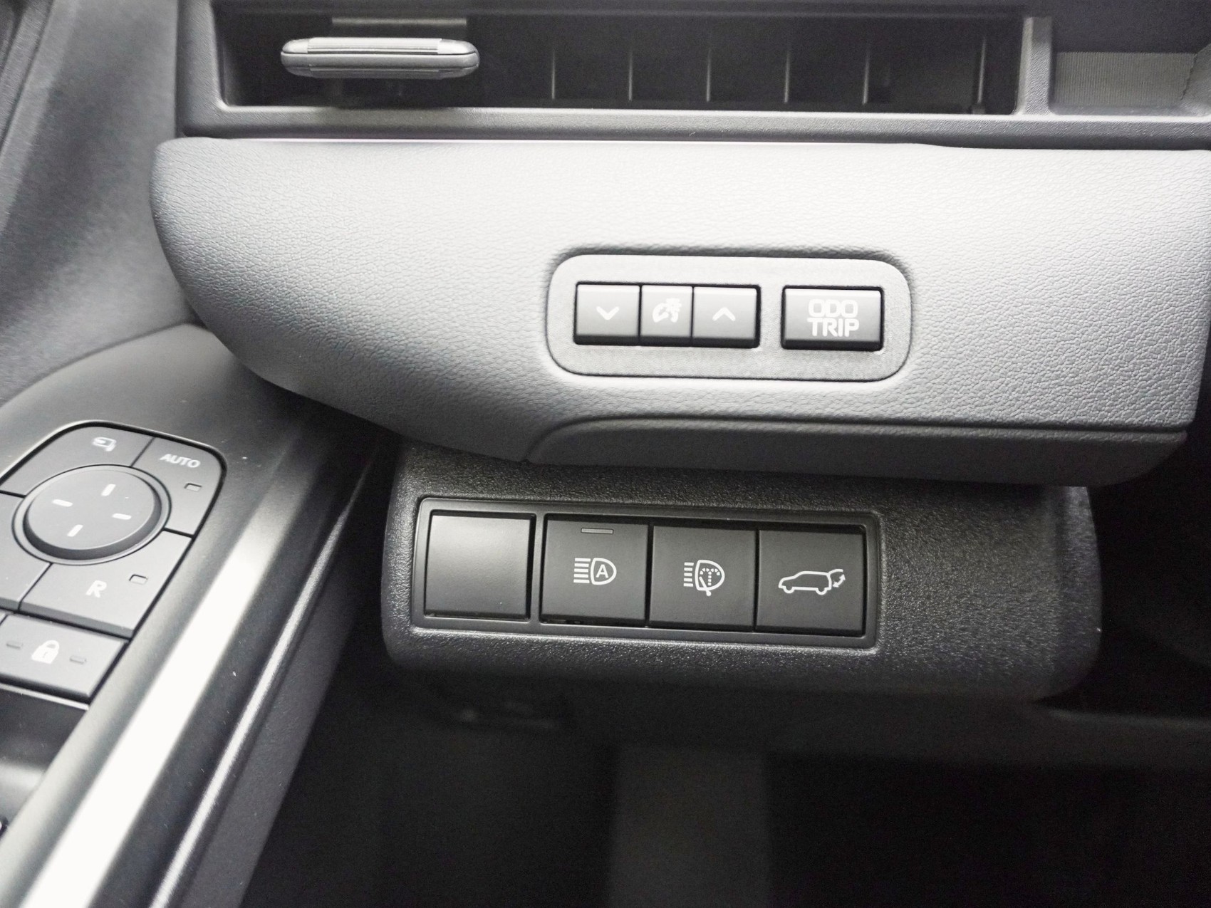 TOYOTA bZ4X Touring Premium AWD ** 360° Kamera **-image-18