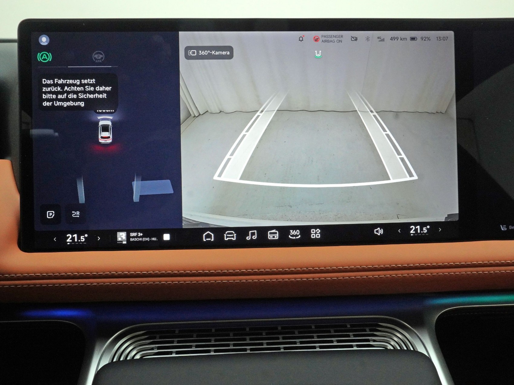 TOYOTA bZ4X Touring Premium AWD ** 360° Kamera **-image-16