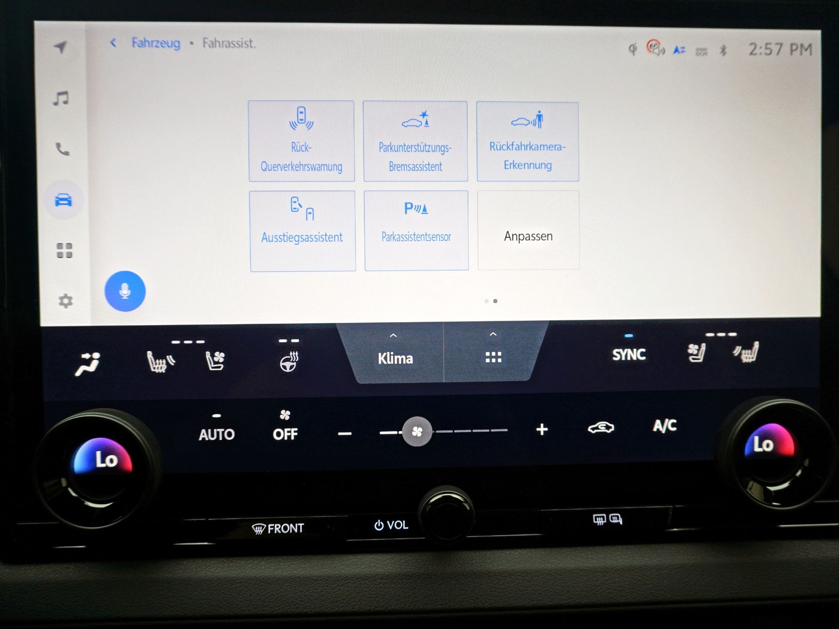 TOYOTA bZ4X Touring Premium AWD ** 360° Kamera **-image-13