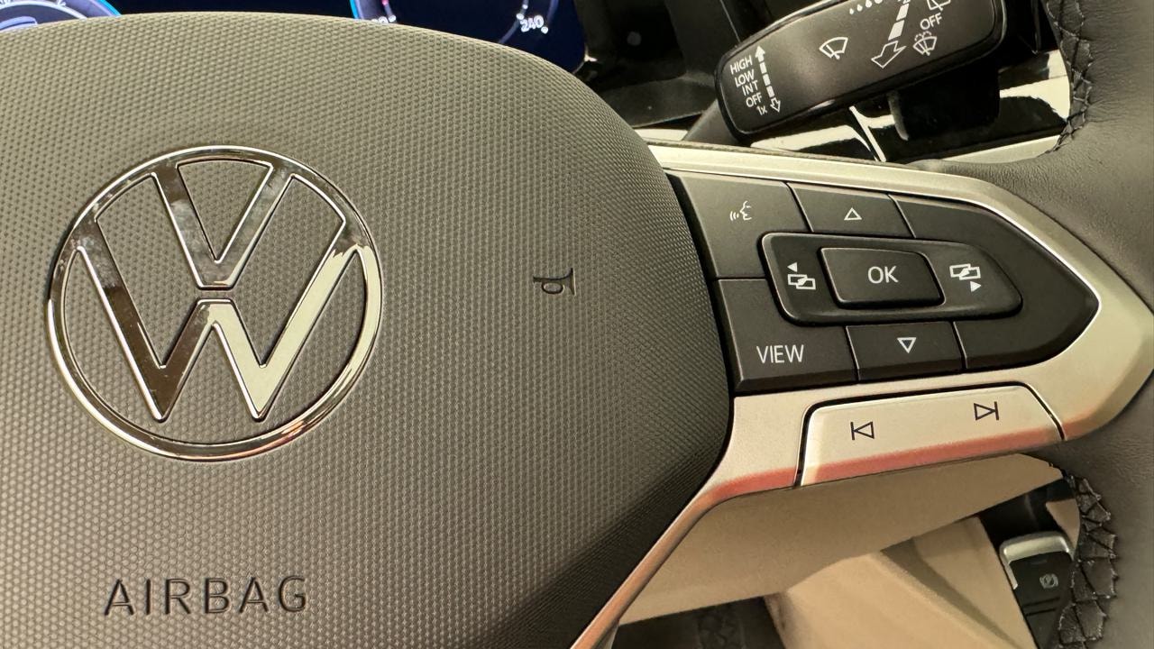 VW Multivan 1.5 eHybrid Life Edition 4Motion DSG-image-9