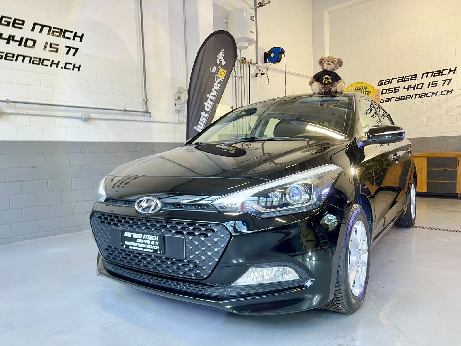 HYUNDAI i20 1.2 Vertex ✅-showroom-element-1