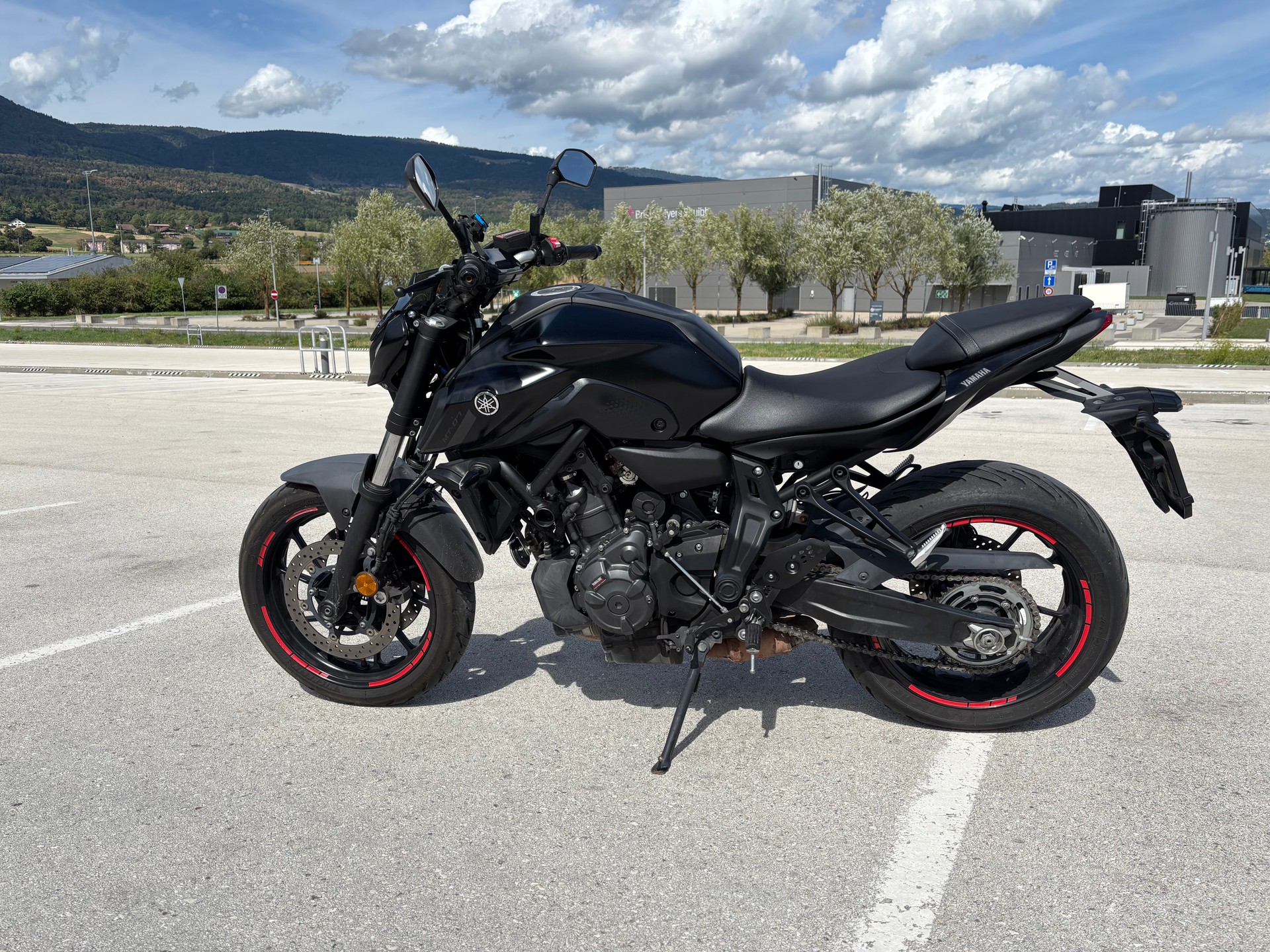 YAMAHA MT-07 (35KW)-image-4
