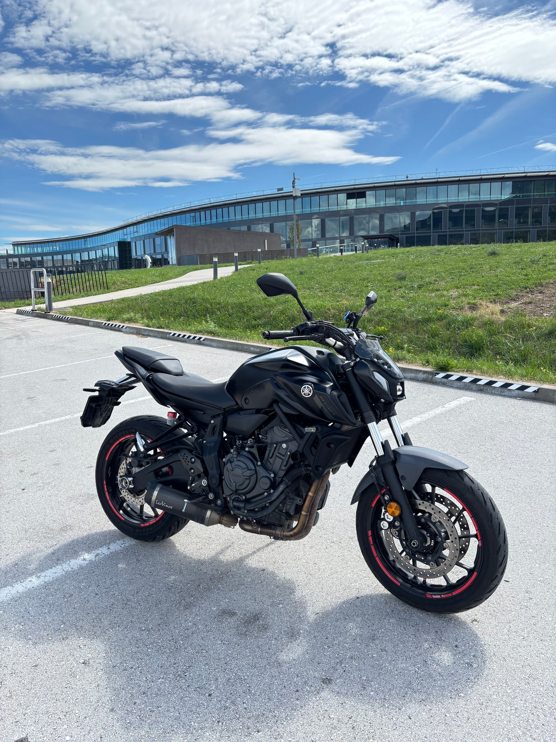 YAMAHA MT-07 (35KW)-image-0