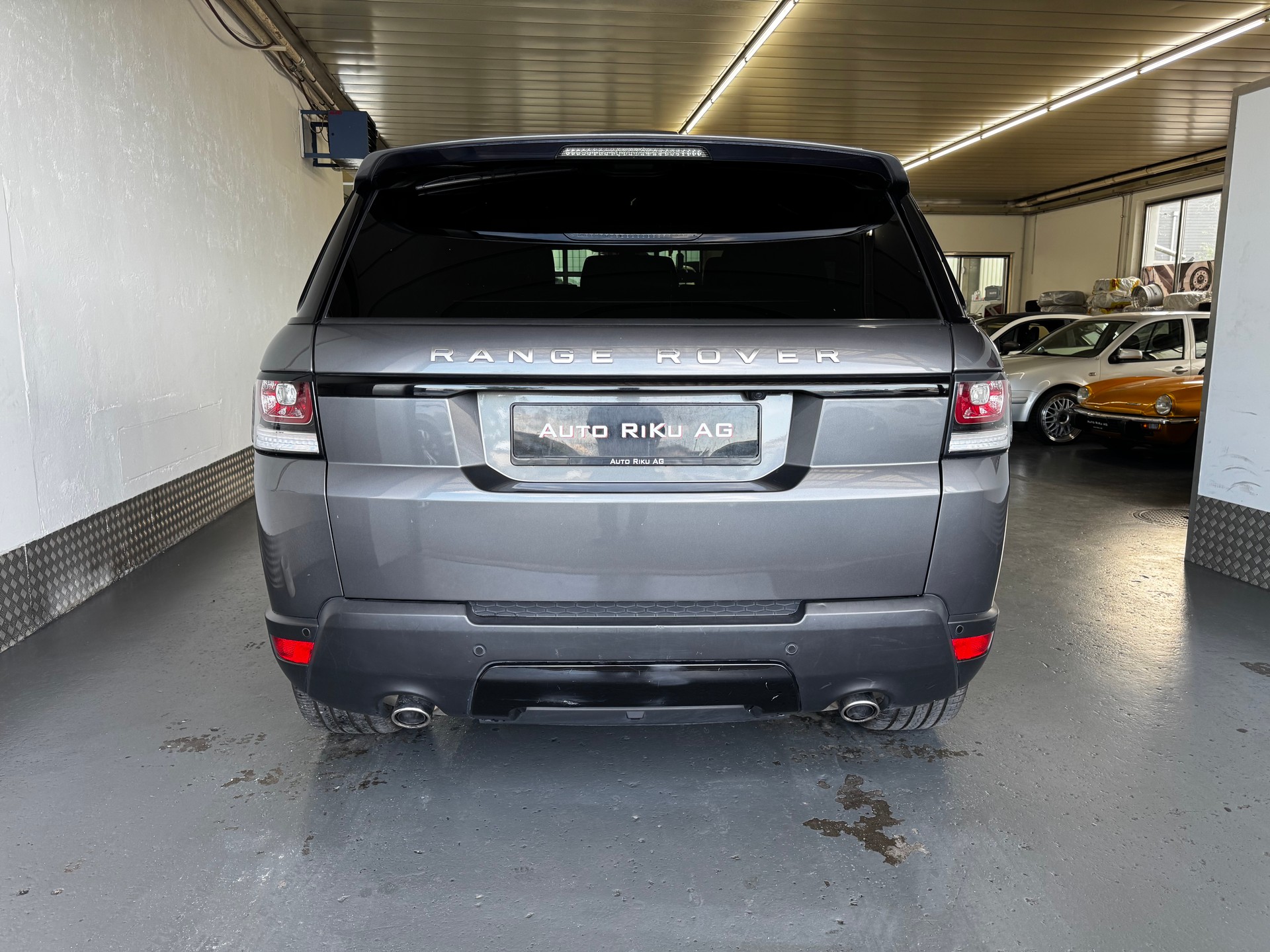 LAND ROVER Range Rover Sport 3.0 SDV6 HSE Dynamic Automatic-image-10