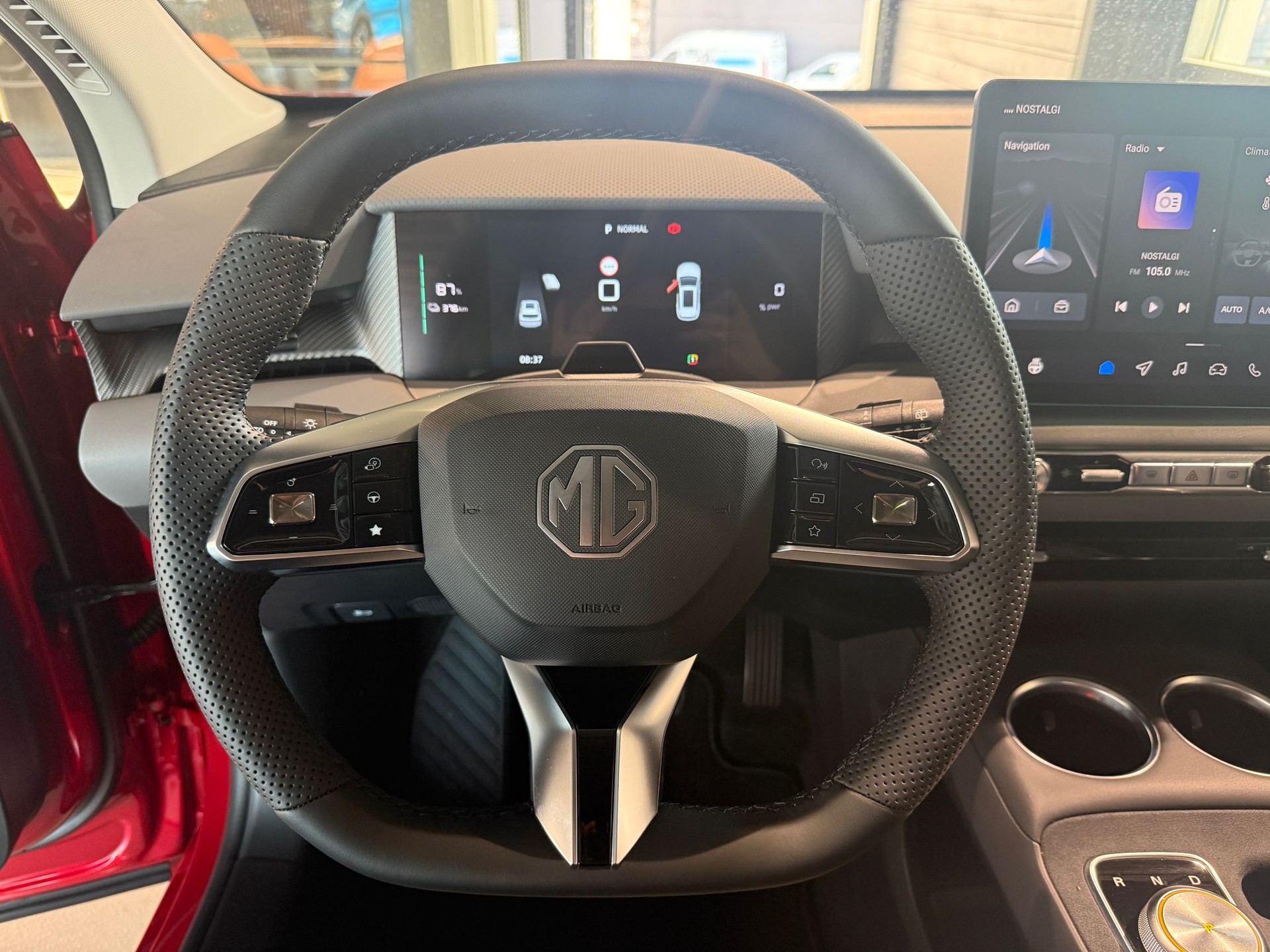 MG S5 EV 64kWh Luxury-image-14