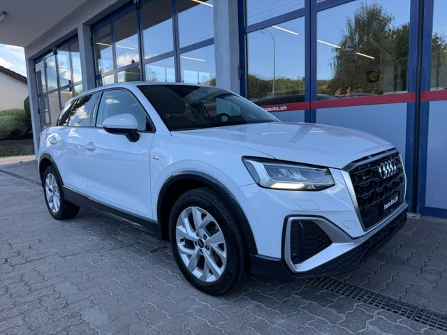AUDI Q2 35 TDI S line quattro S-tronic
