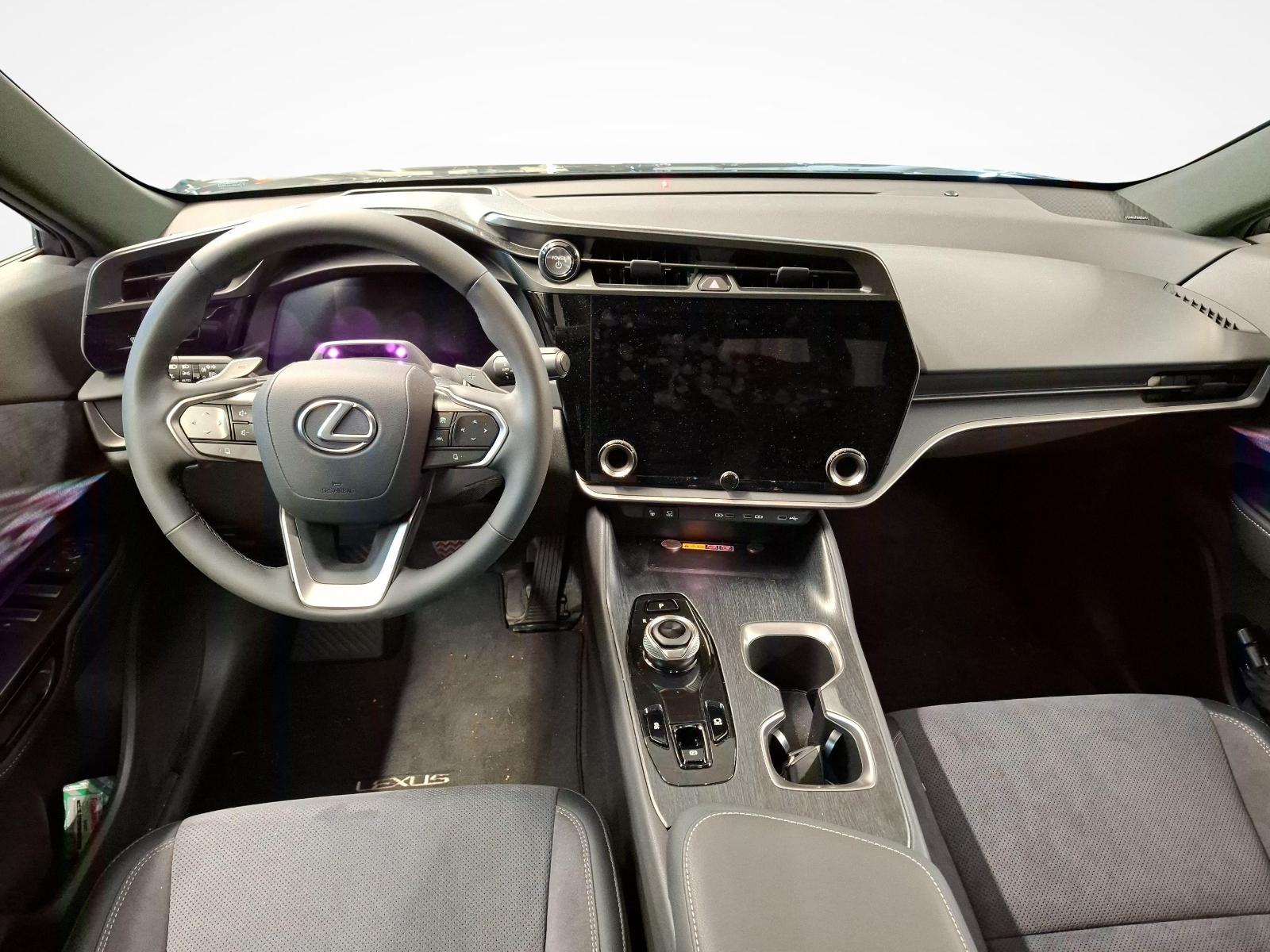 LEXUS RZ 500e Excellence-image-8