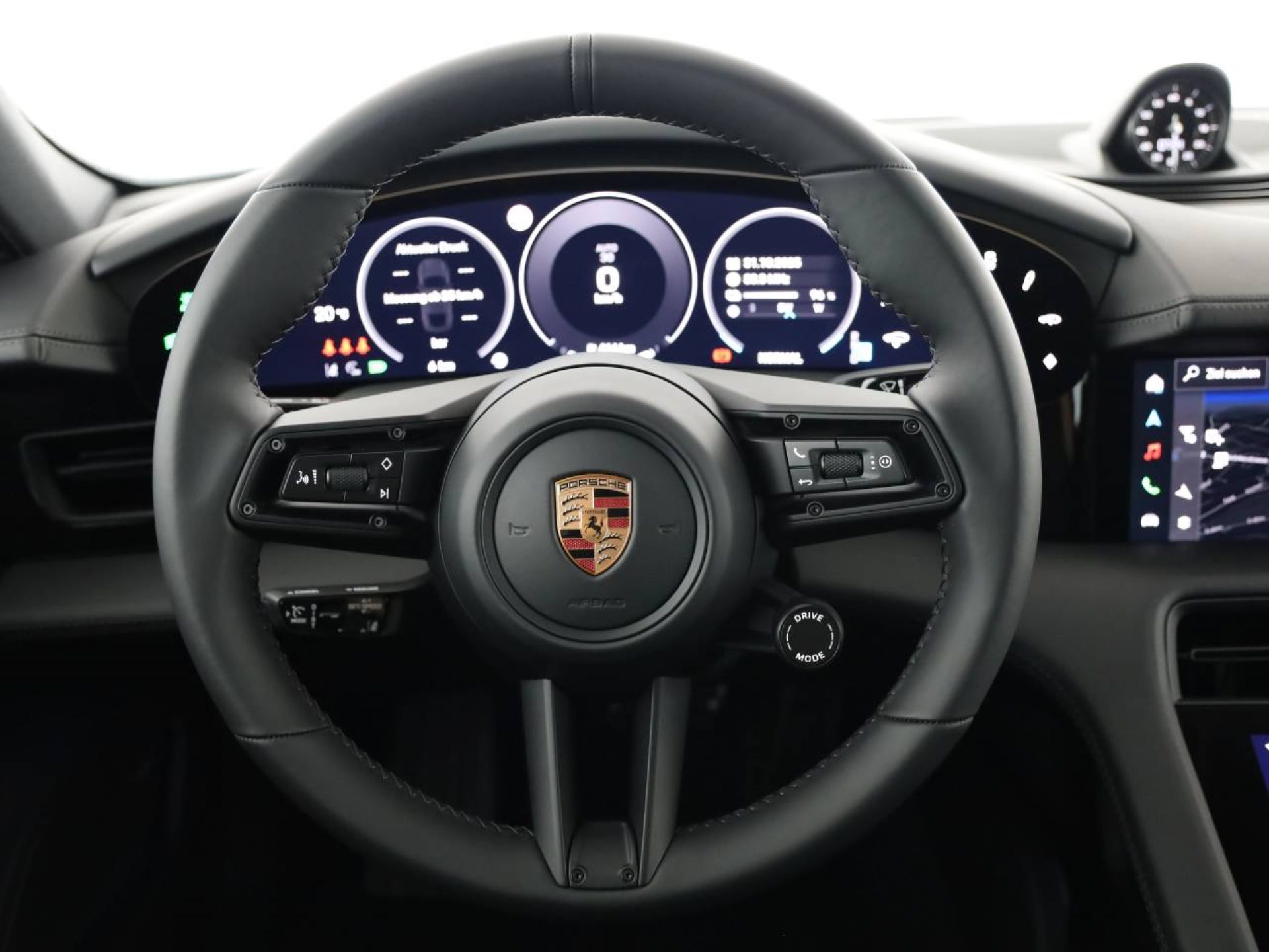 PORSCHE Taycan 4 Black Edition-image-17