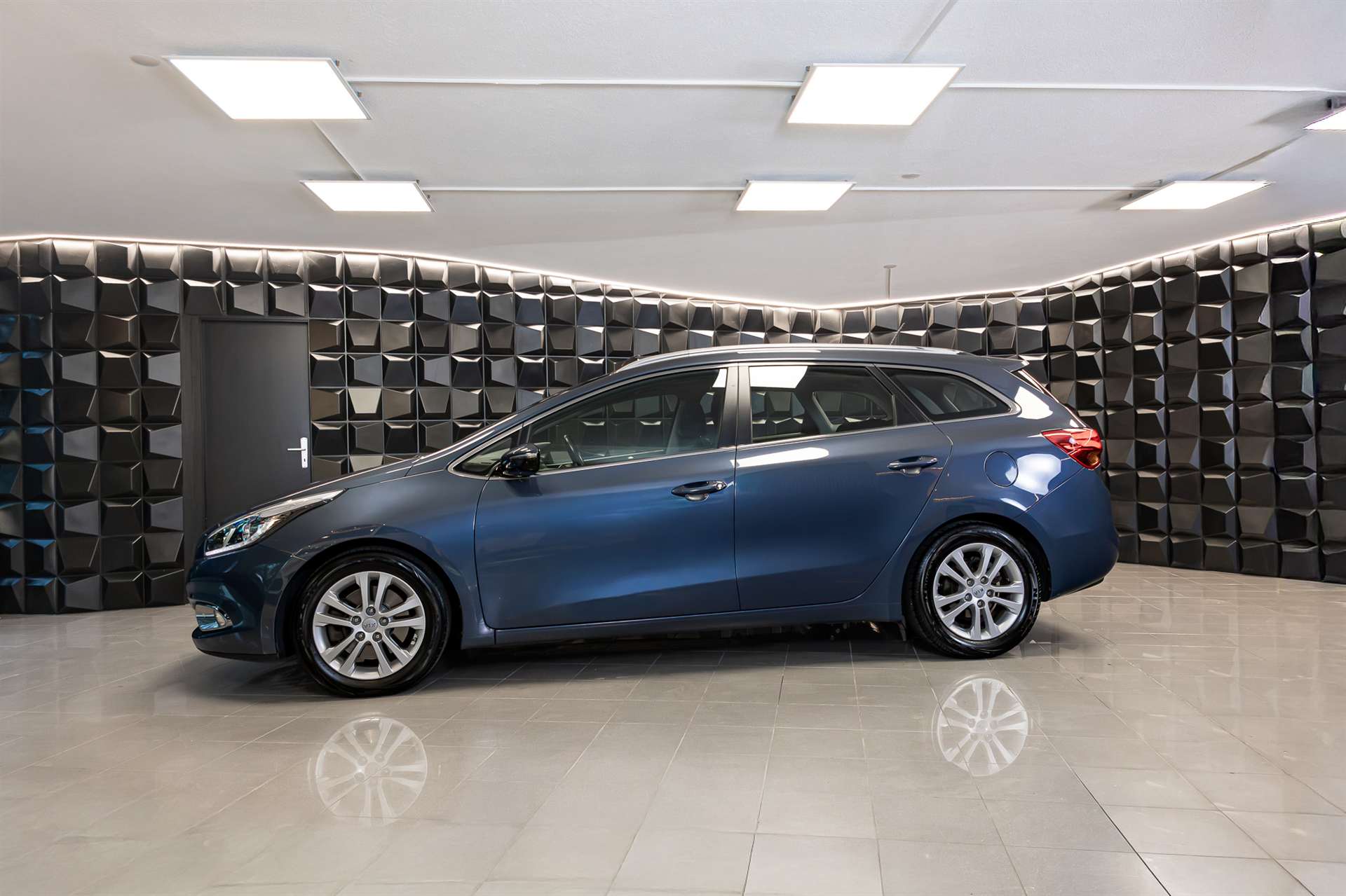 KIA Kia Cee'd Sportswagon-showroom-element-1