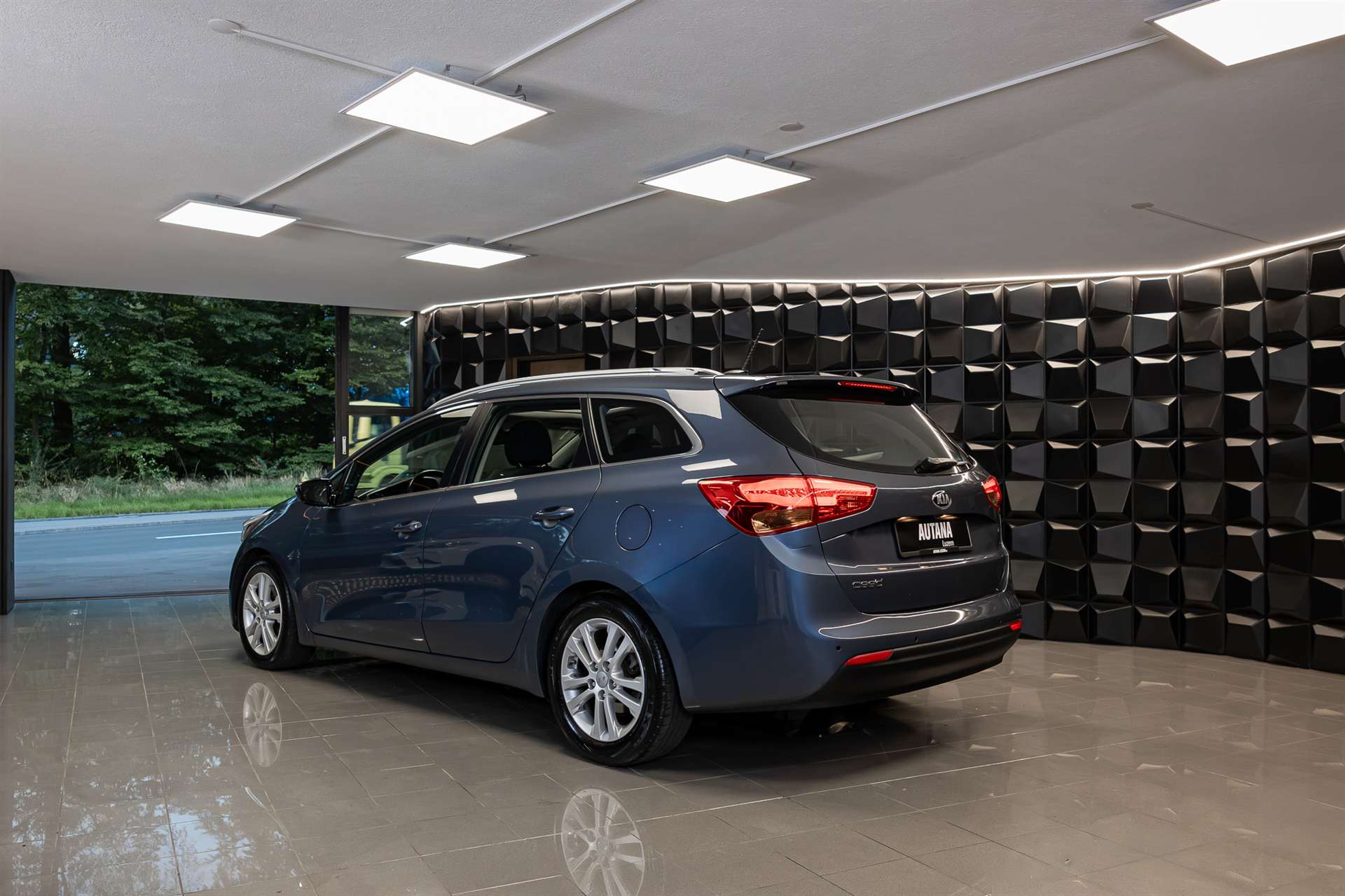 KIA Kia Cee'd Sportswagon-showroom-element-2