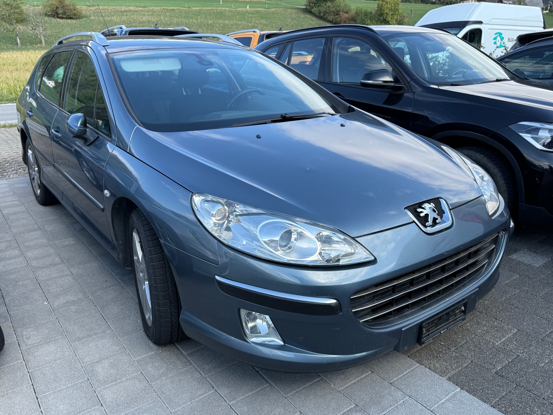PEUGEOT 407 SW 2.0 HDI Dynamic Edition-showroom-element-2