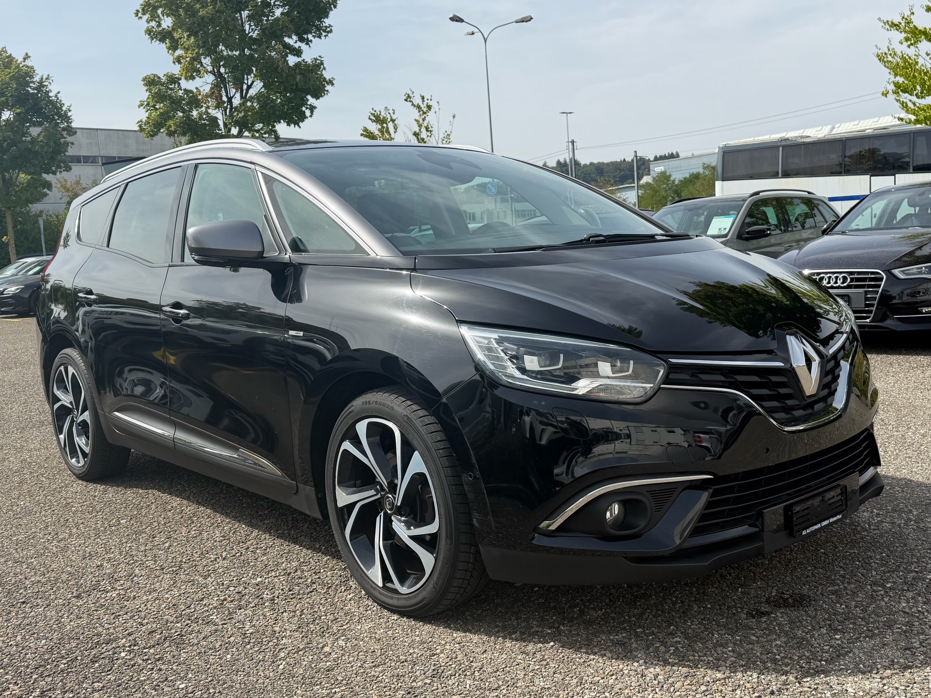 RENAULT Grand Scénic 1.6 dCi Intens EDC-showroom-element-2