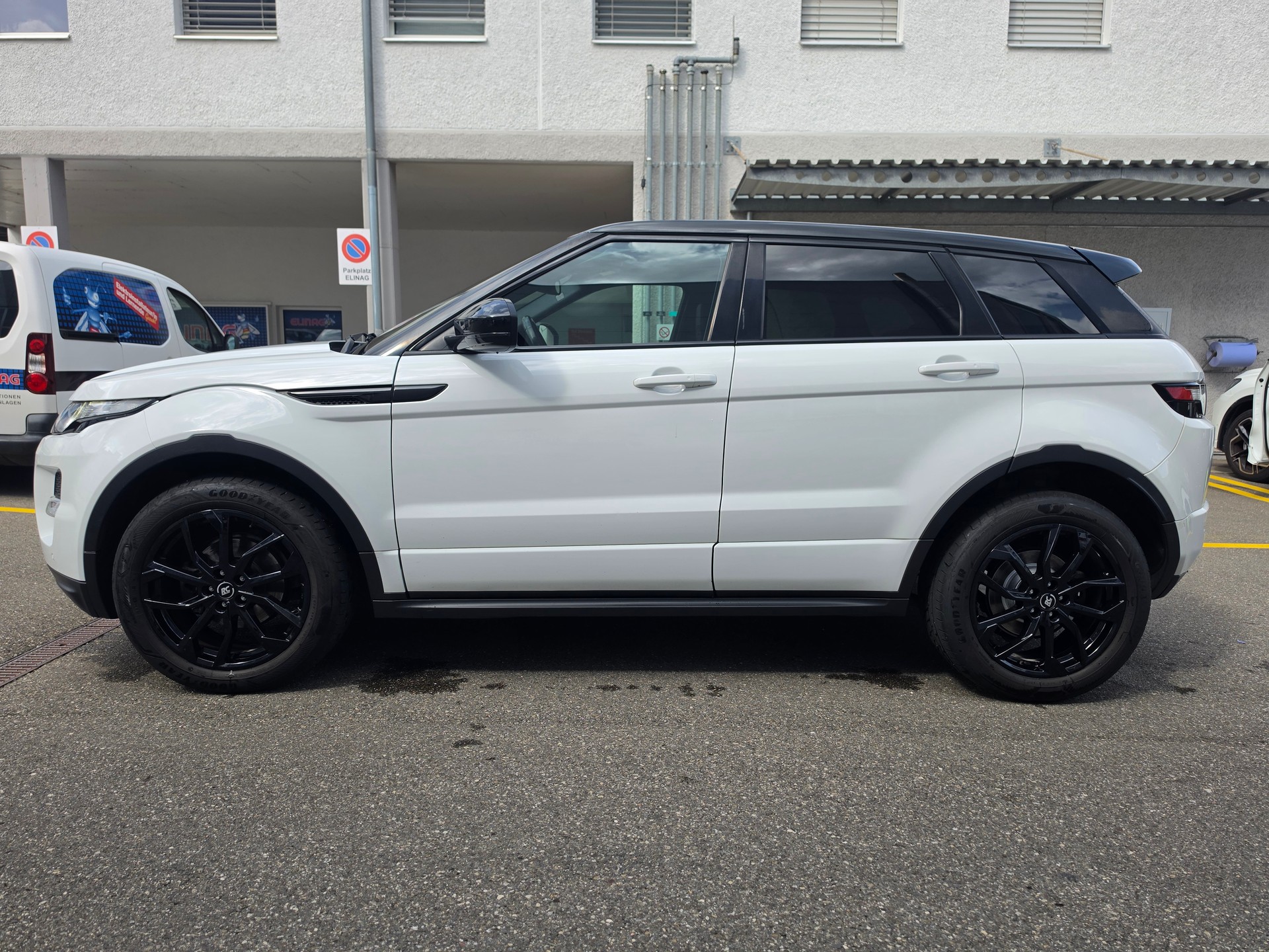 LAND ROVER RANGE ROVER EVOQUE-image-7