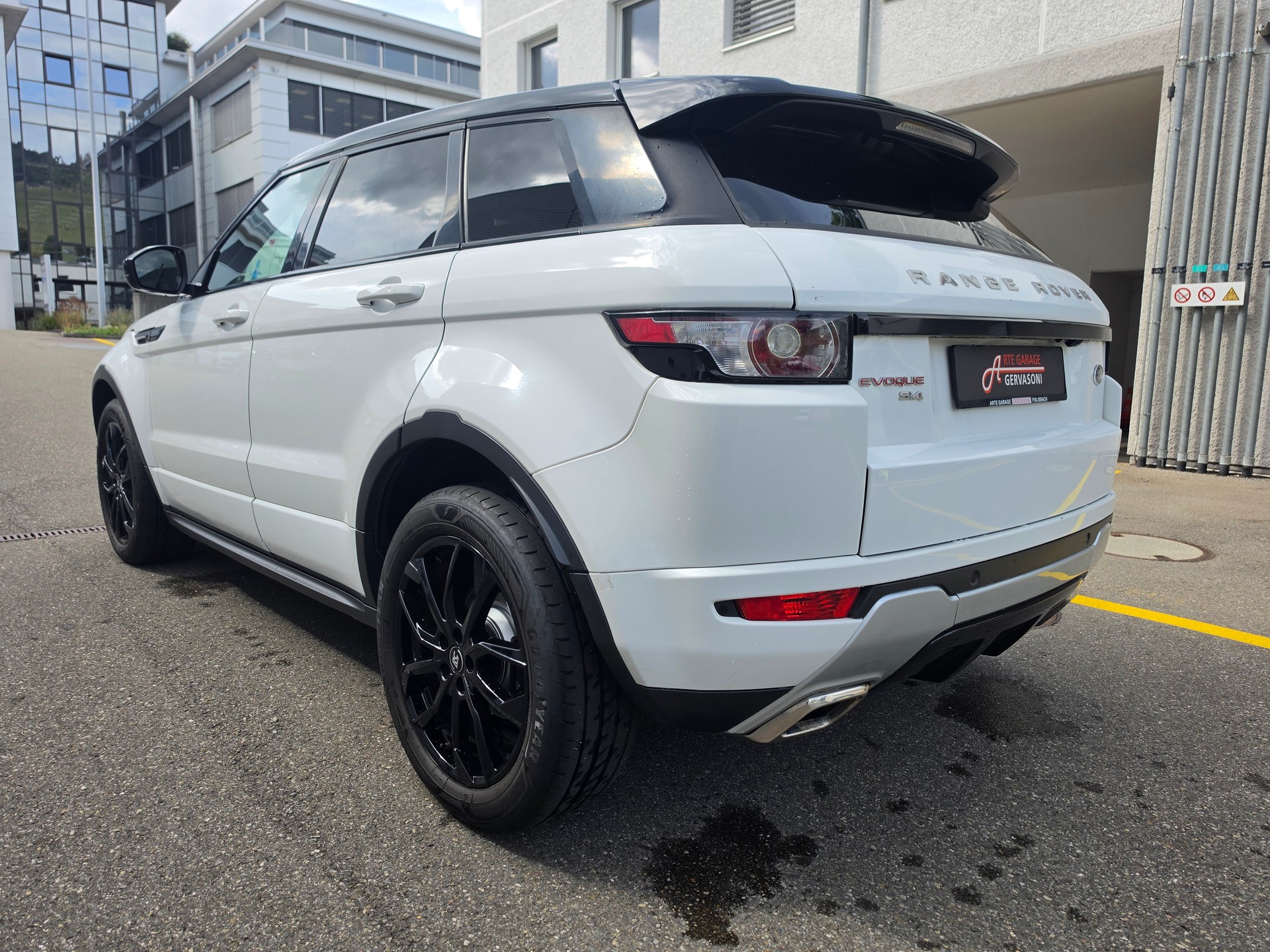 LAND ROVER RANGE ROVER EVOQUE-image-6