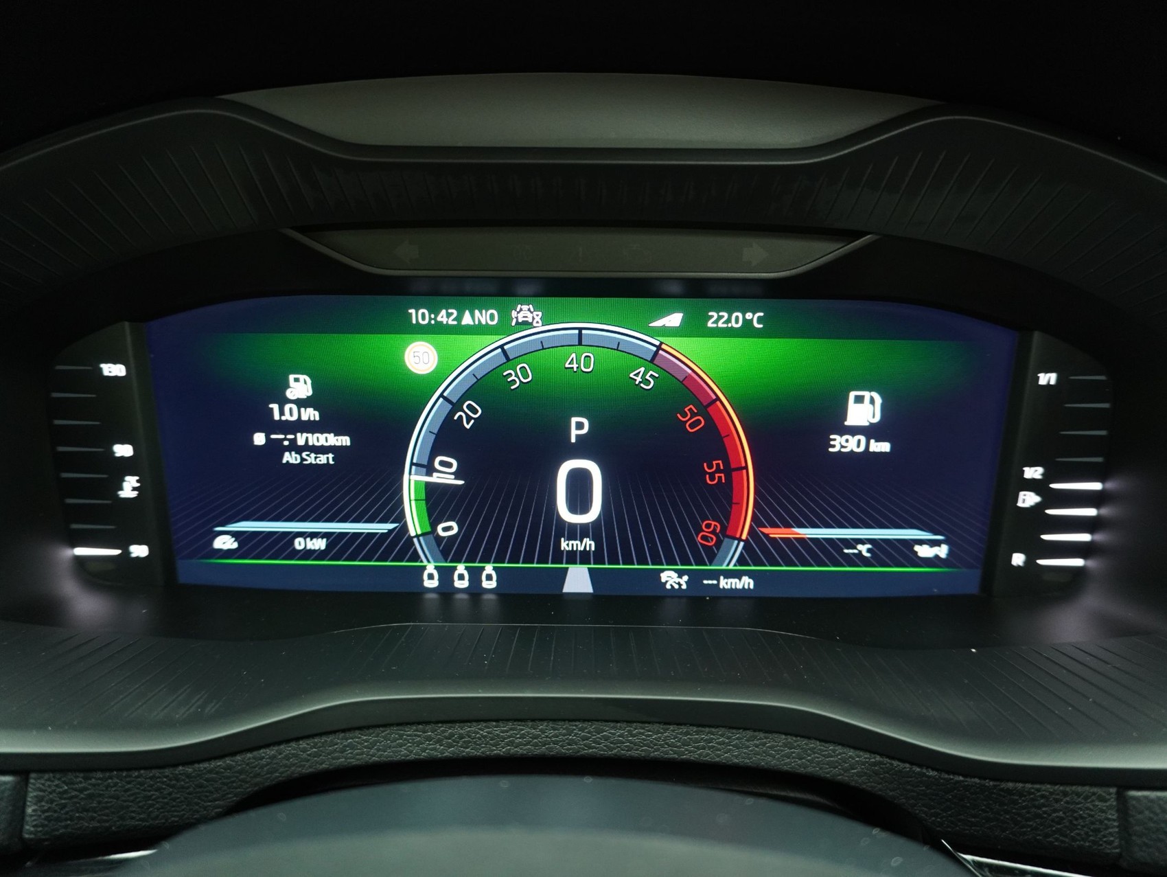 SKODA Karoq 2.0 TDI DSG Sport Line 4x4-image-16