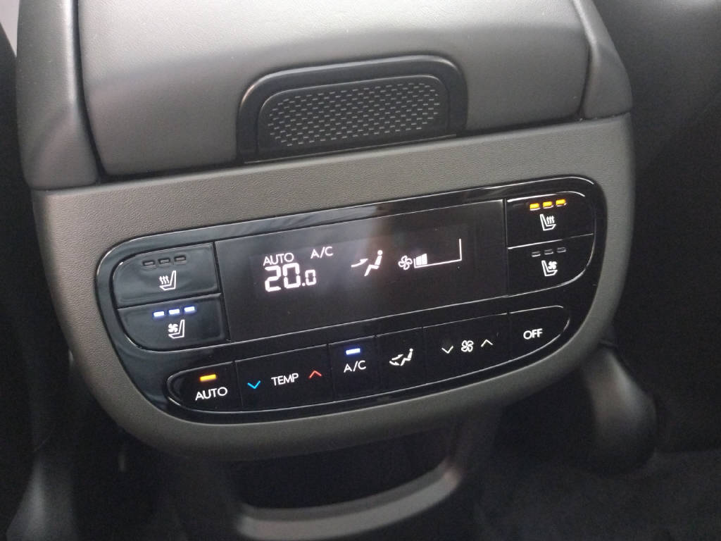 HYUNDAI IONIQ 9 Calligraphy Black Ink 110 KWH 4WD-image-19