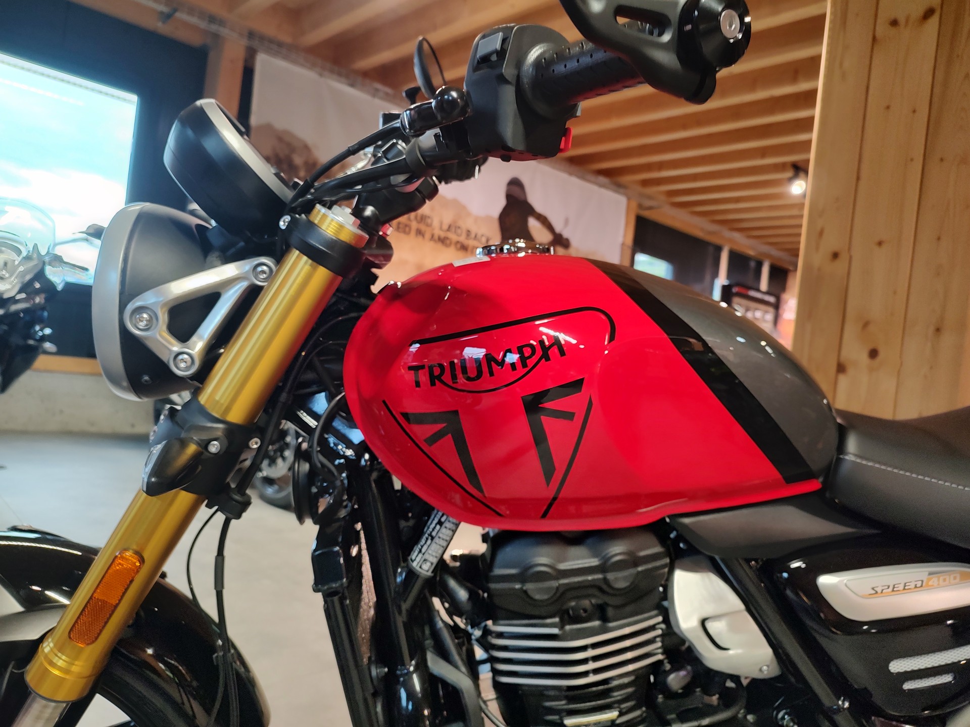 TRIUMPH Speed 400-image-4