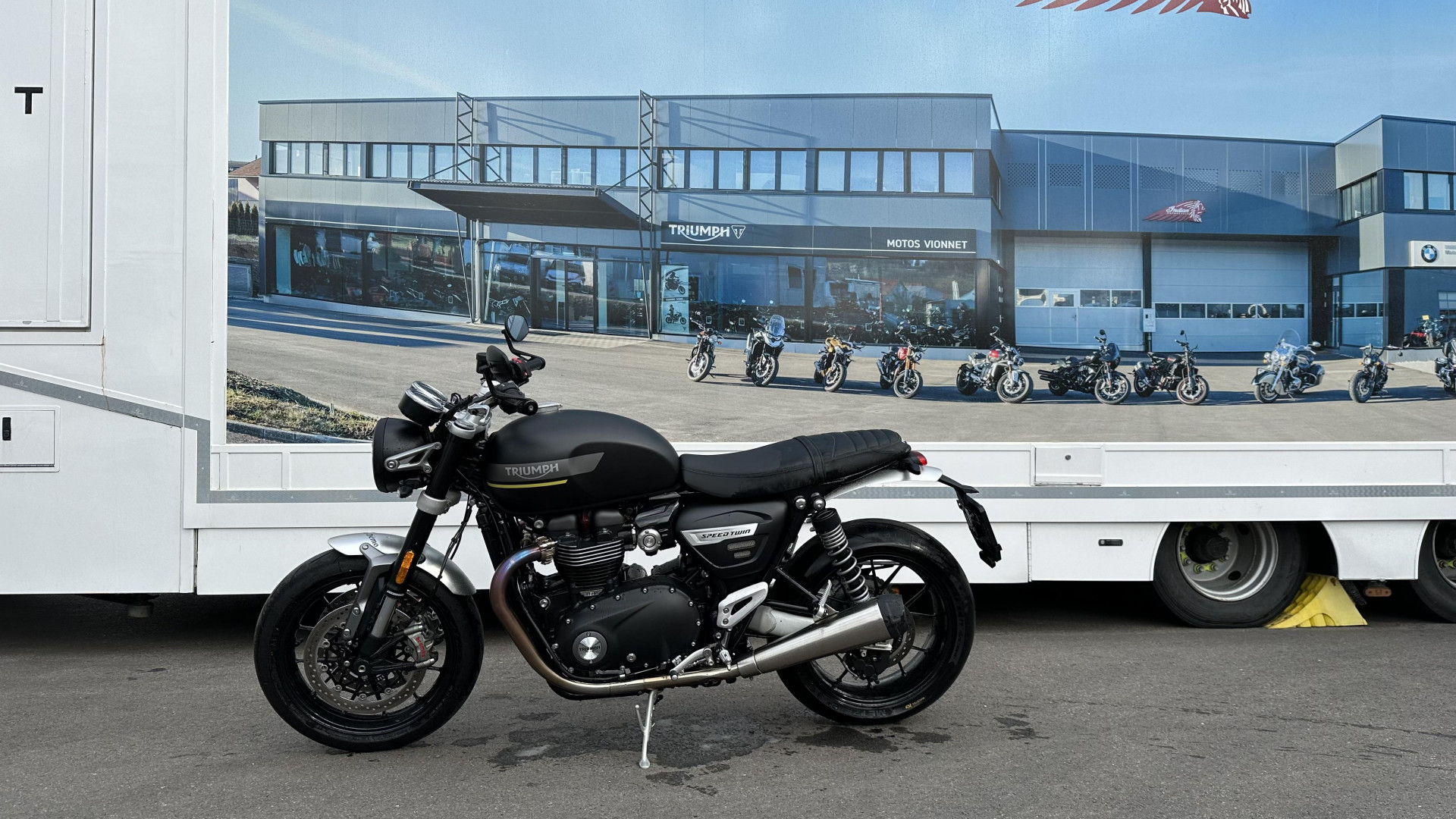 TRIUMPH Speed Twin 1200-image-0