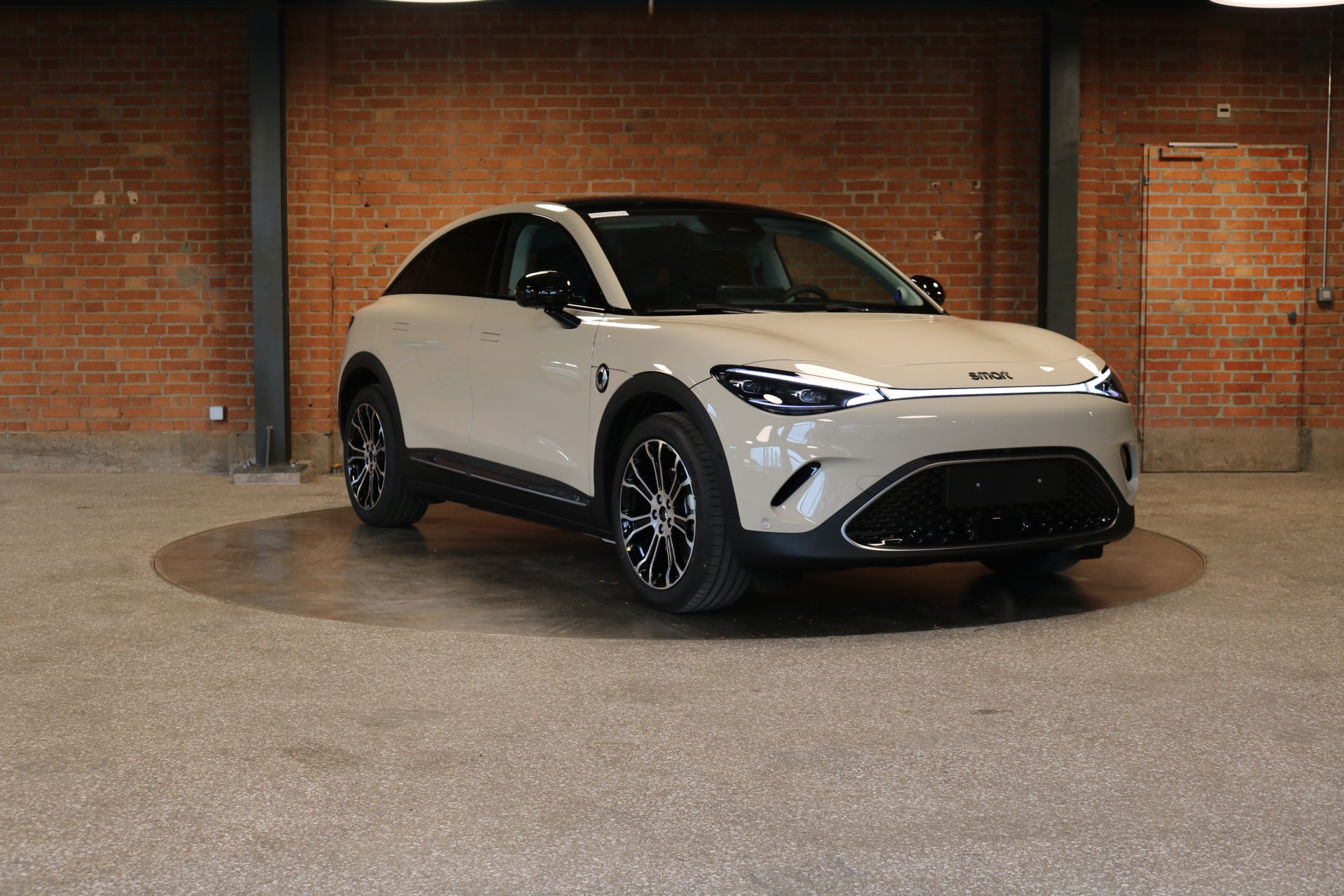 SMART #3 66kWh Premium, 272 PS, Aktions-Leasing 1,9%, sofort verfügbar-image-2