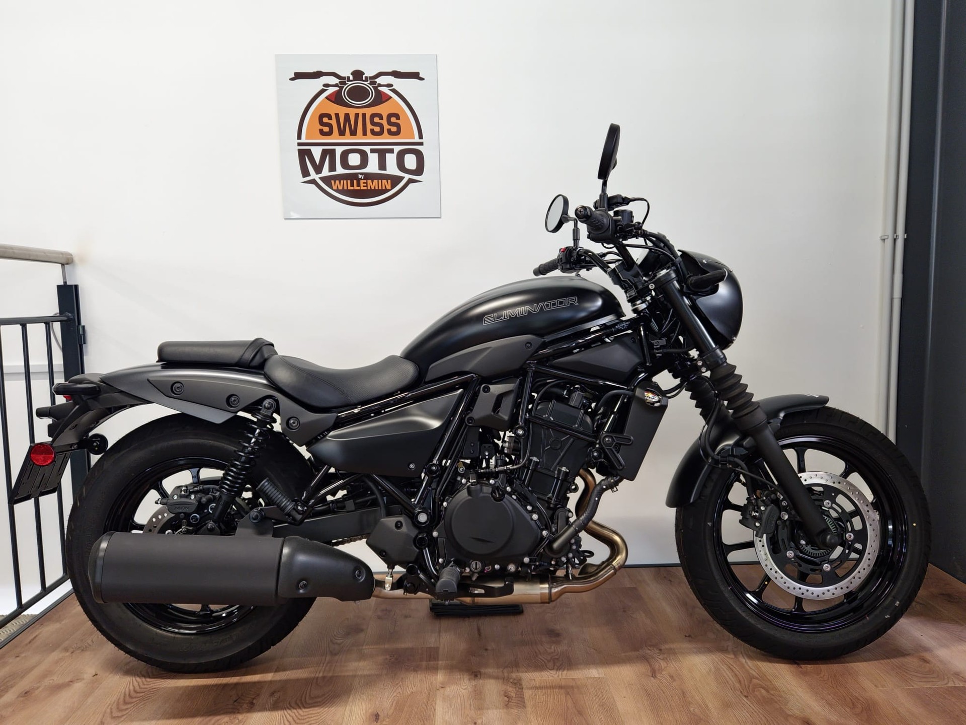 KAWASAKI Eliminator 500 SE-image-1