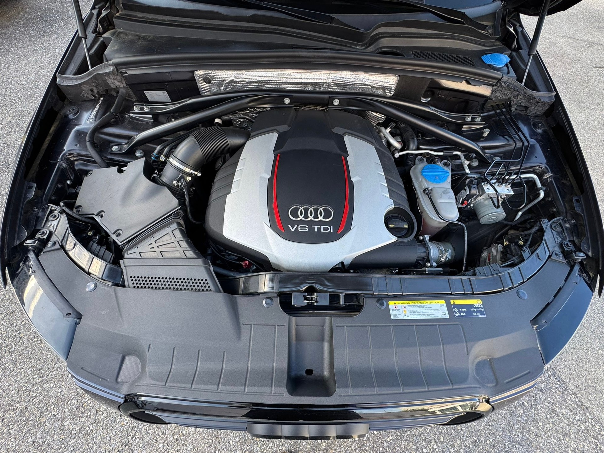 AUDI SQ5 3.0 TDI quattro tiptronic-image-14