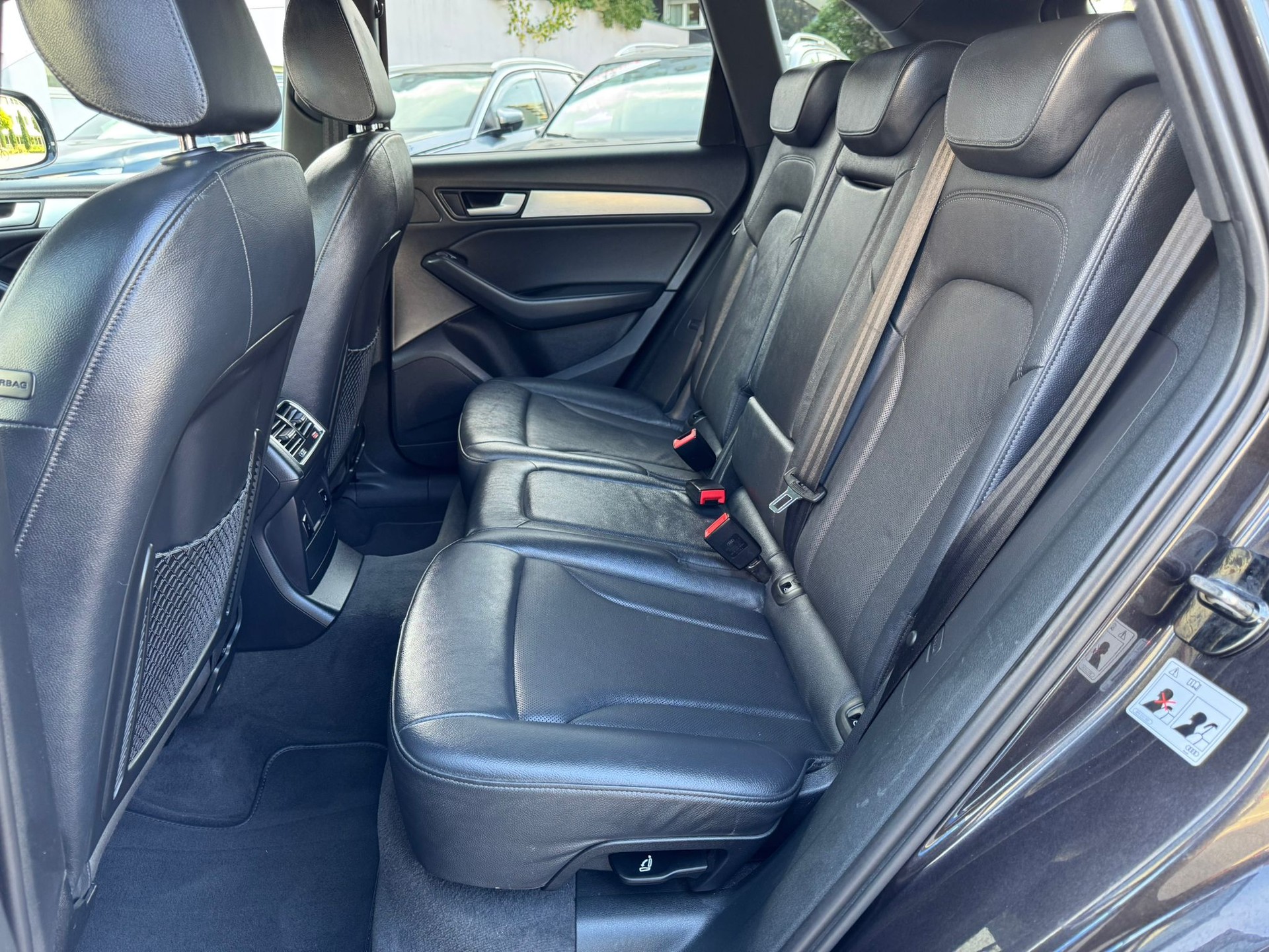 AUDI SQ5 3.0 TDI quattro tiptronic-image-11