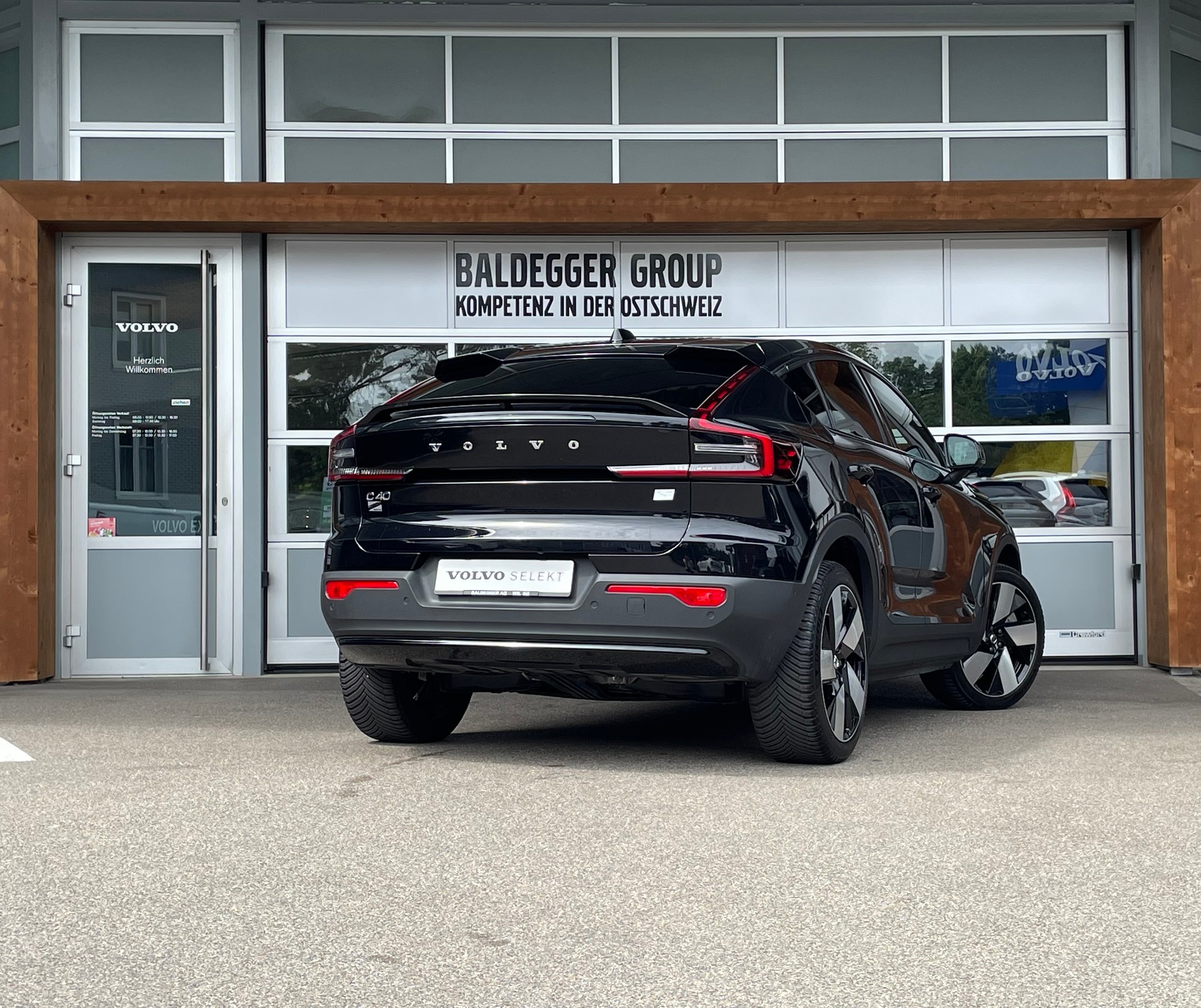 VOLVO C40 E80 Ultimate AWD-showroom-element-2