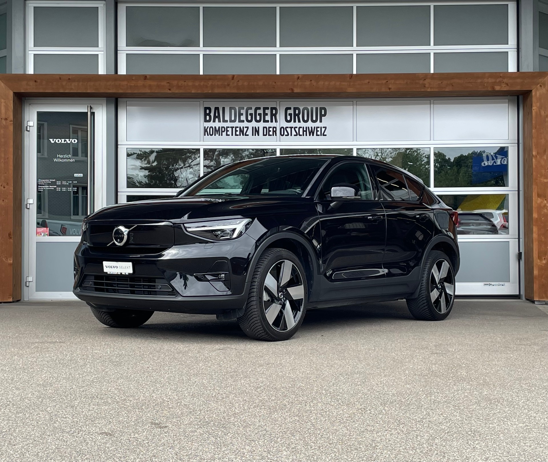 VOLVO C40 E80 Ultimate AWD-showroom-element-1